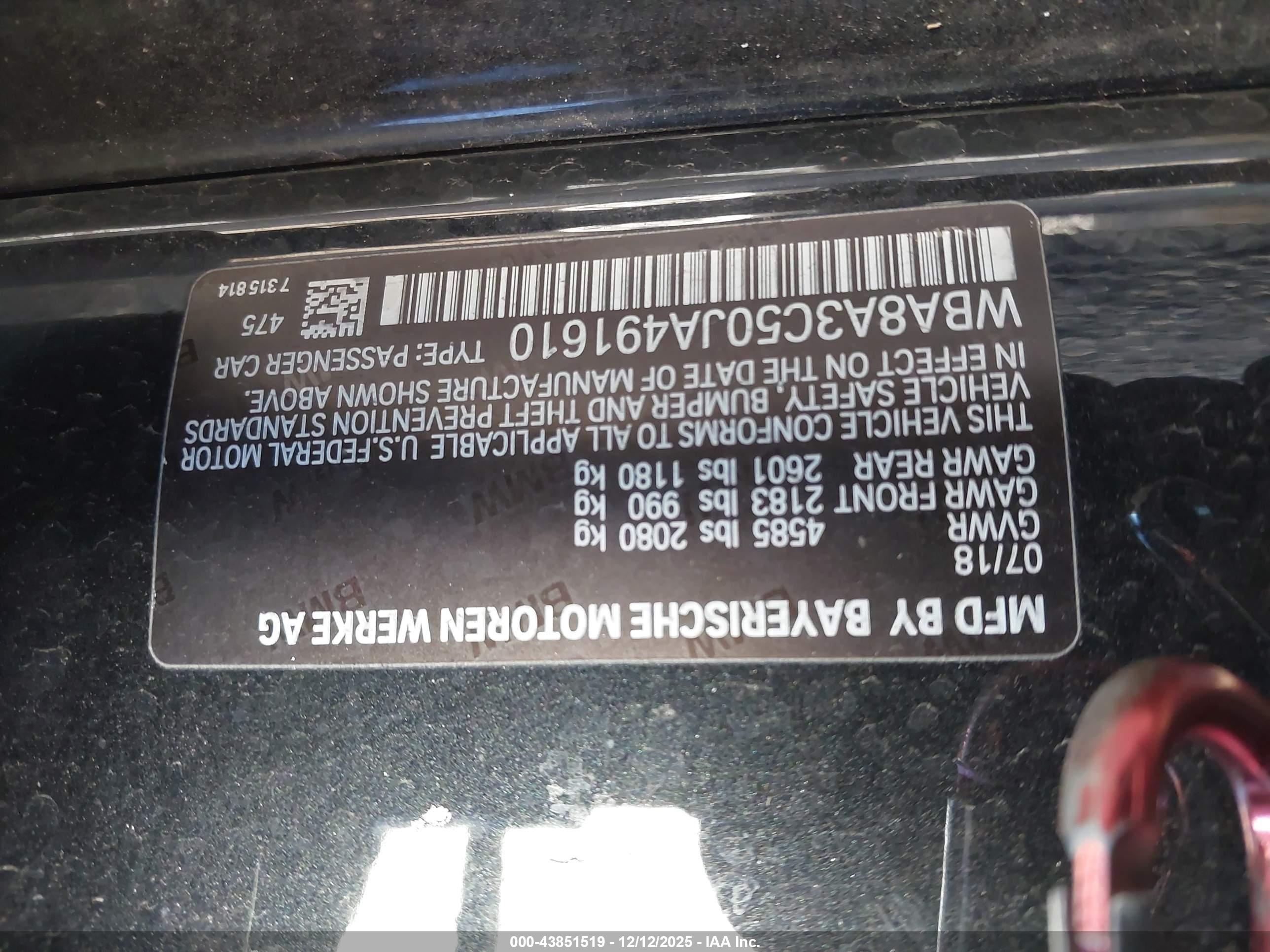 BMW 320I image 9