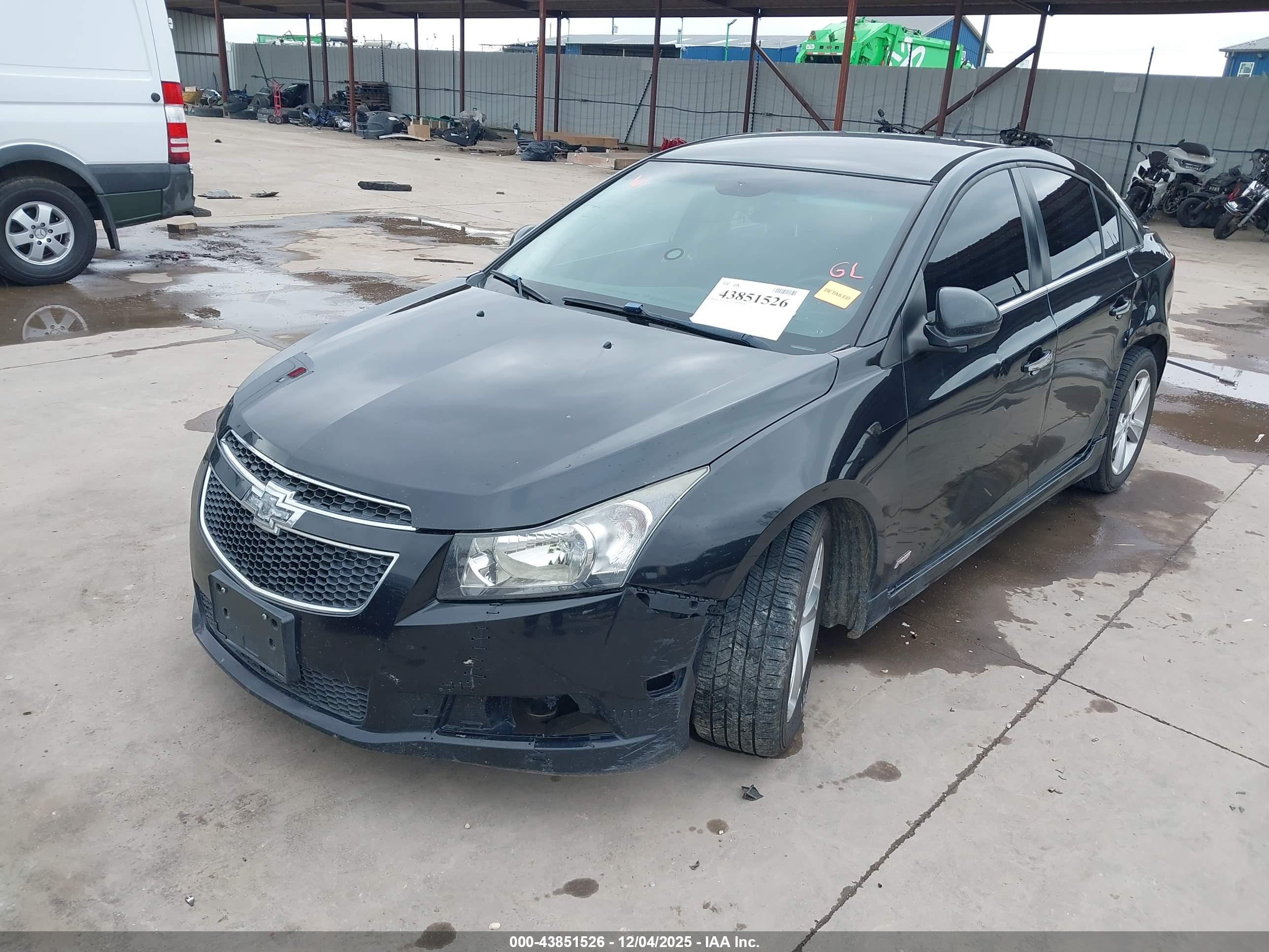 CHEVROLET CRUZE image 2
