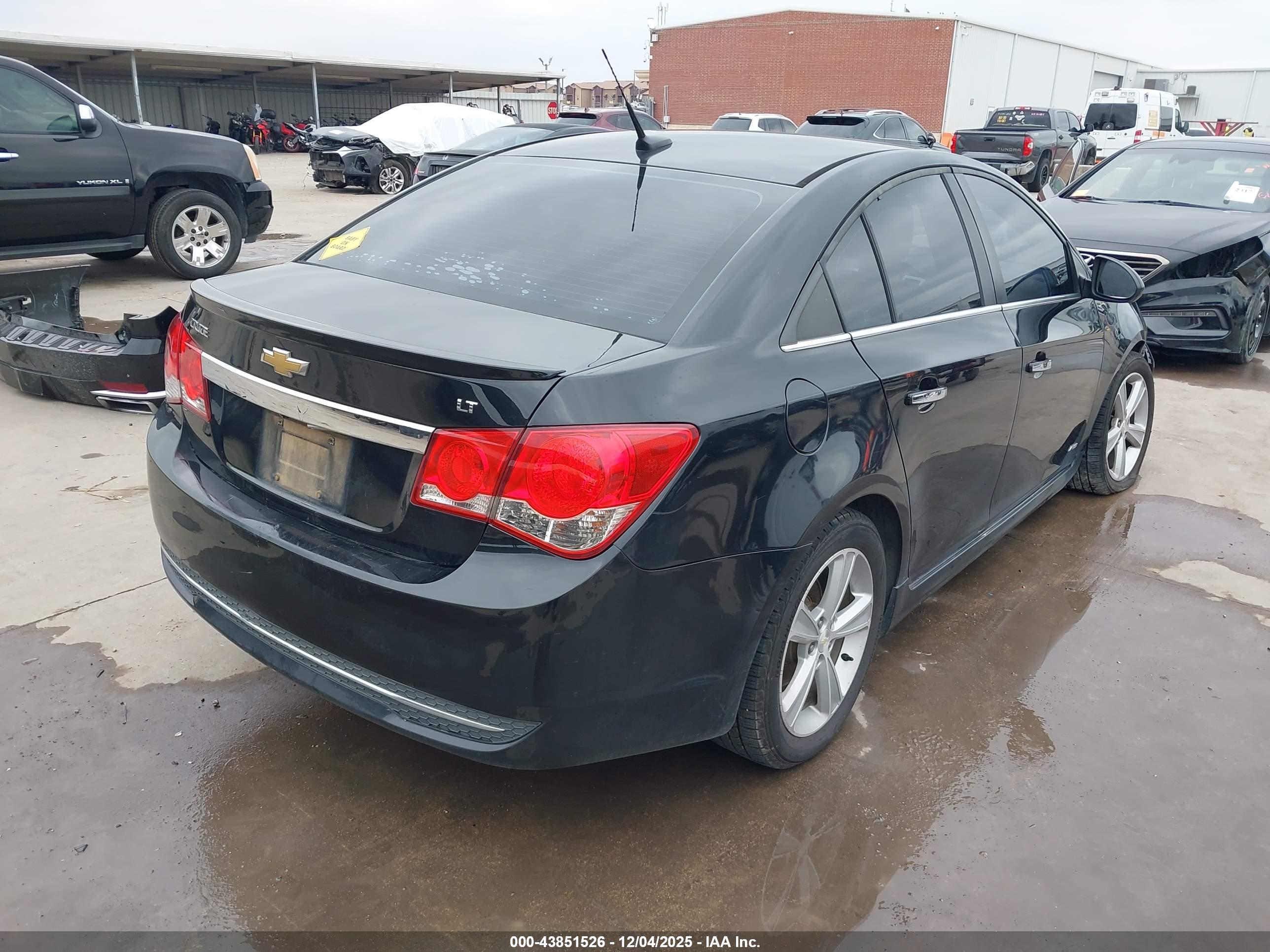 CHEVROLET CRUZE image 4