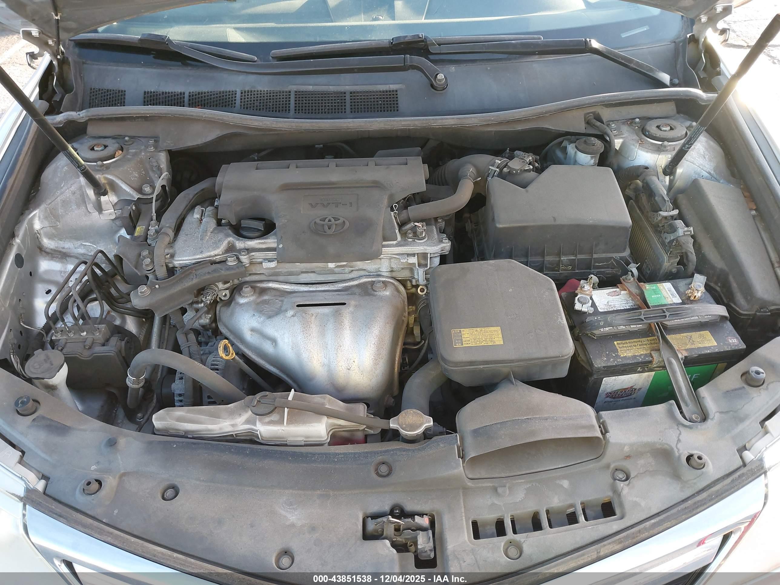 TOYOTA CAMRY image 10