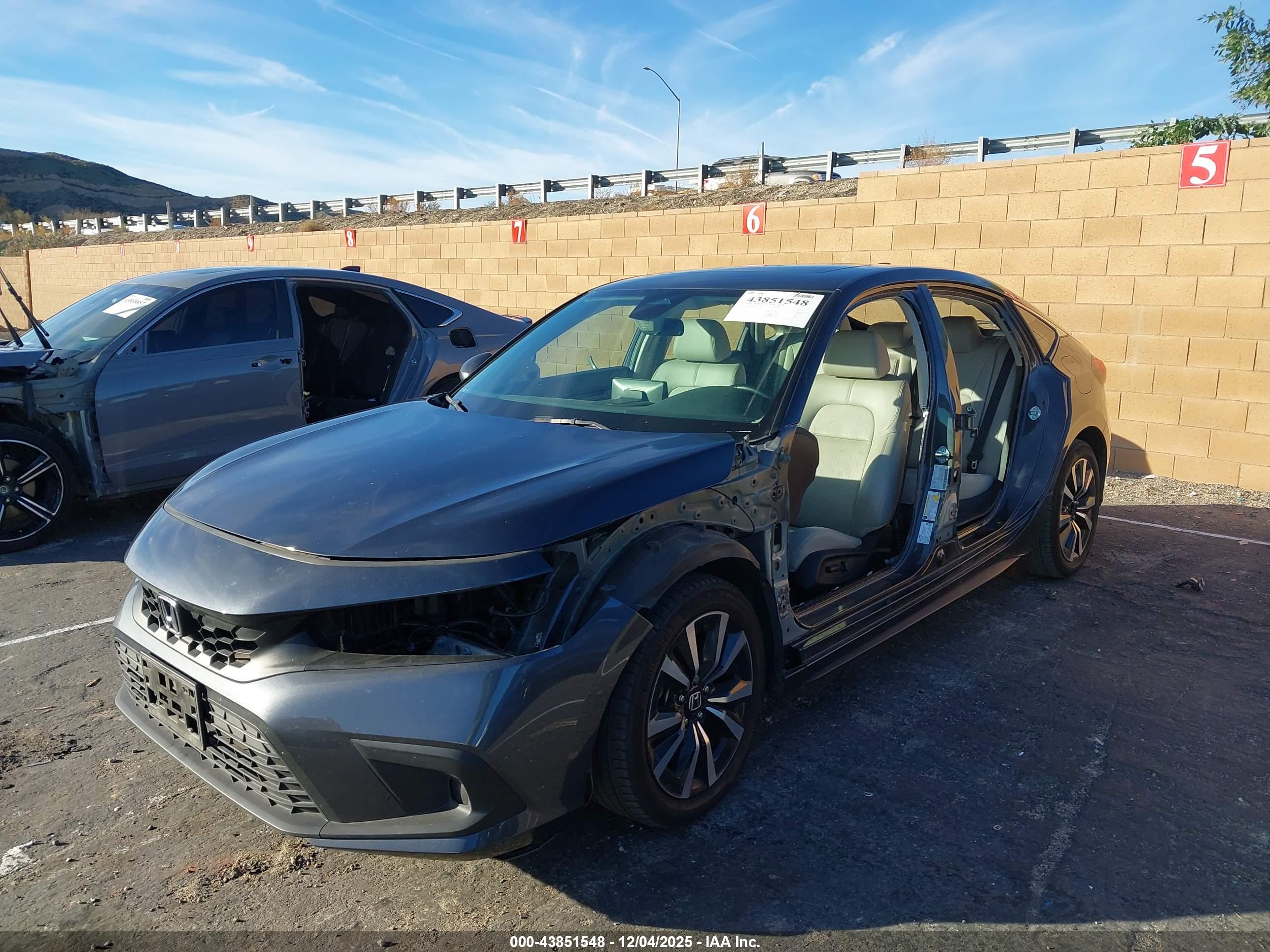 HONDA CIVIC image 2