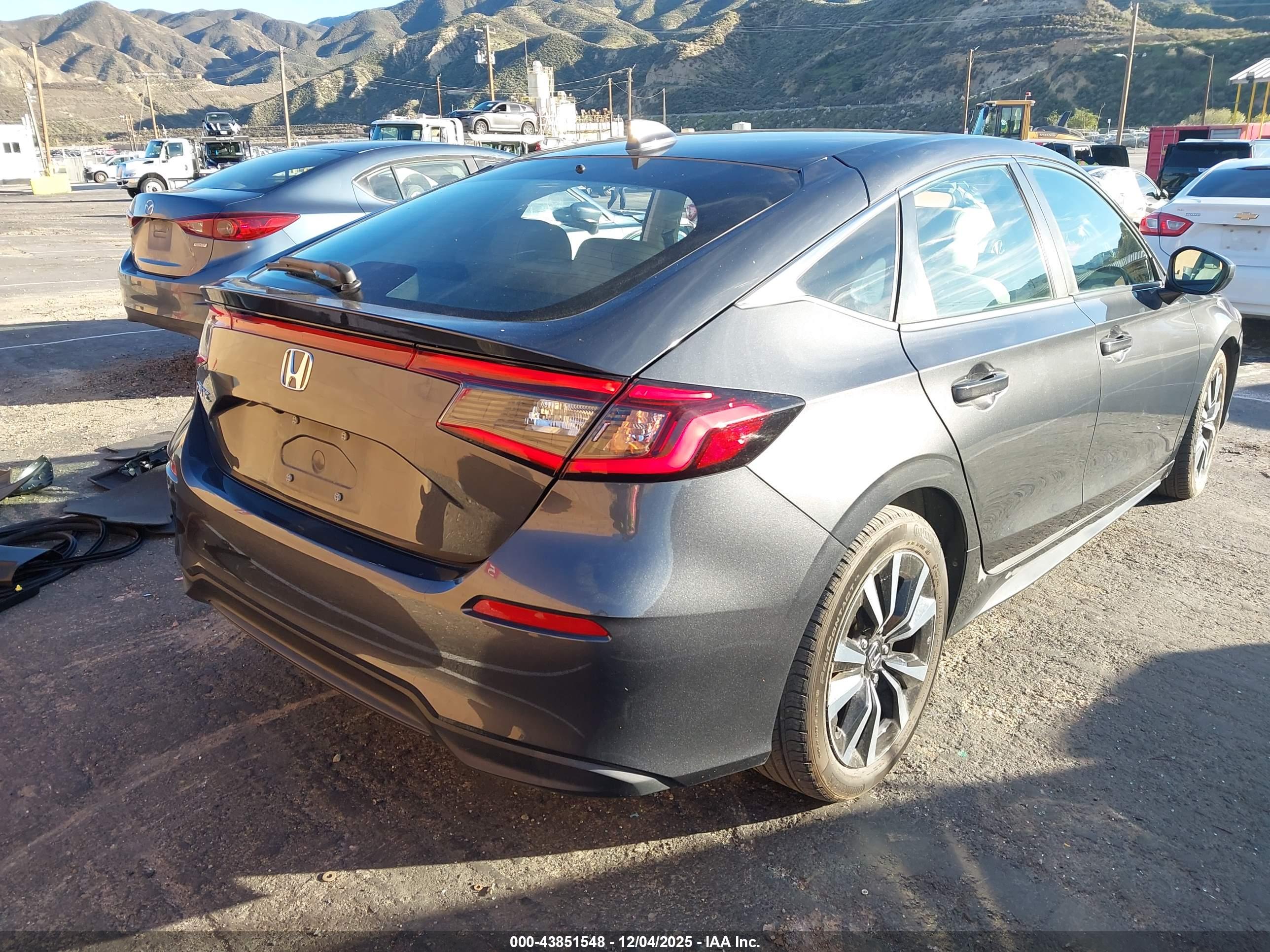 HONDA CIVIC image 4