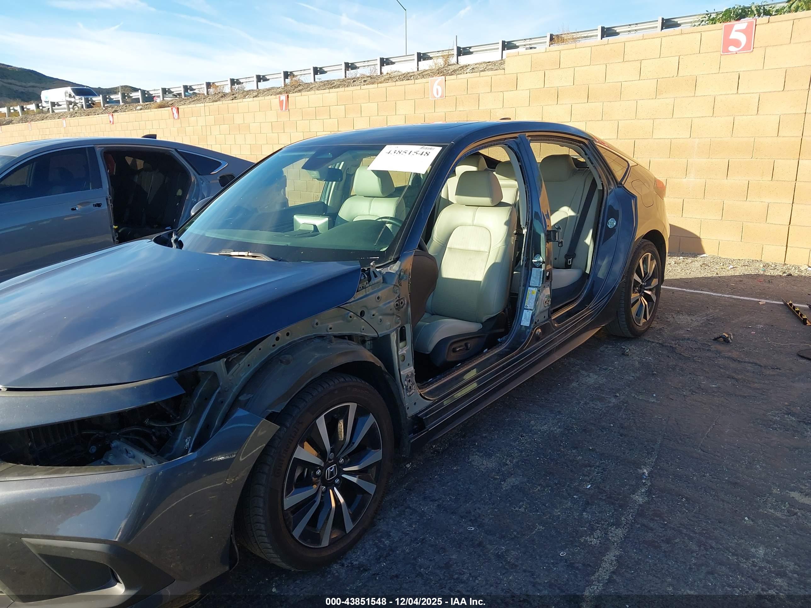 HONDA CIVIC image 6