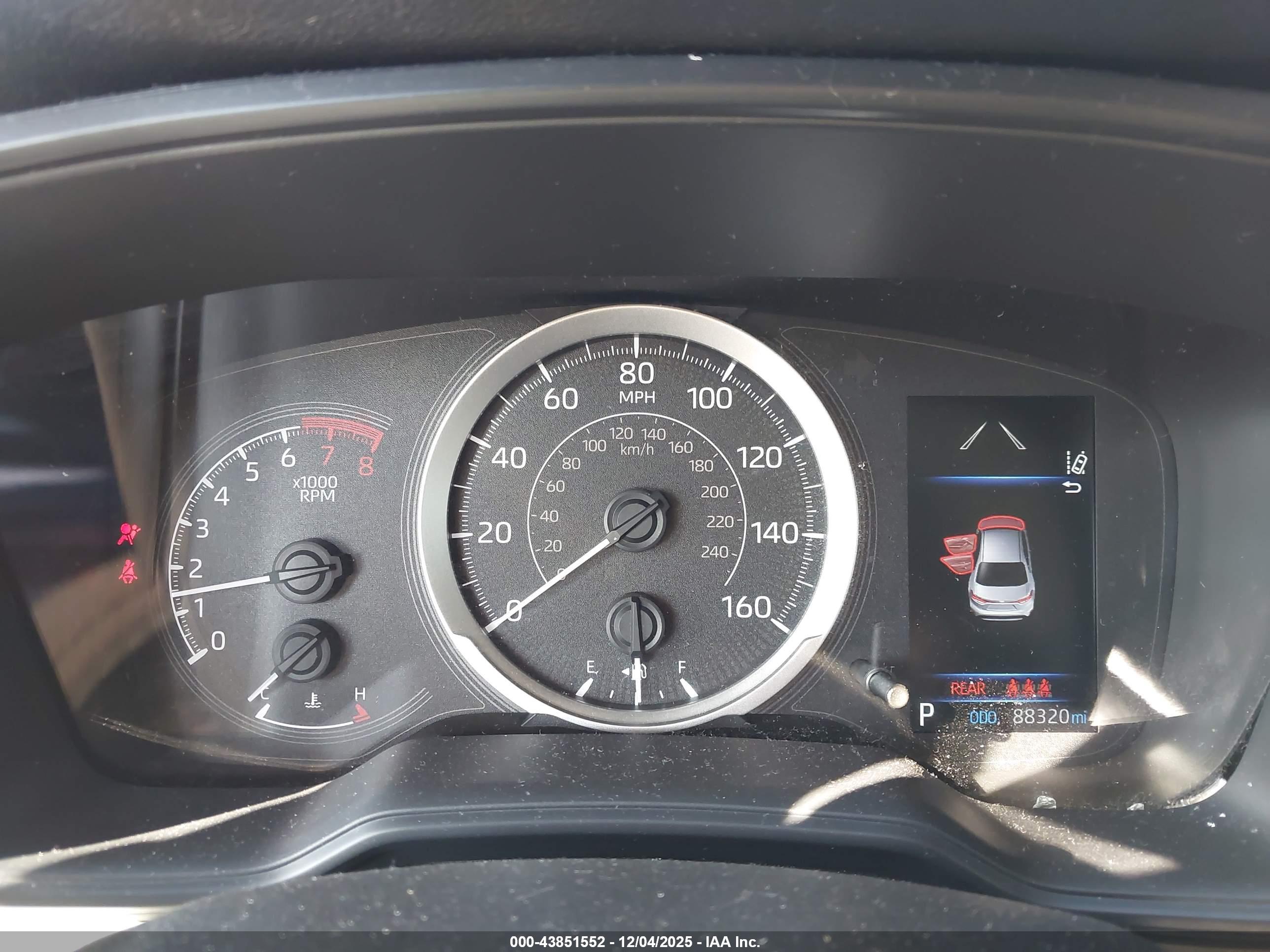 TOYOTA COROLLA image 7