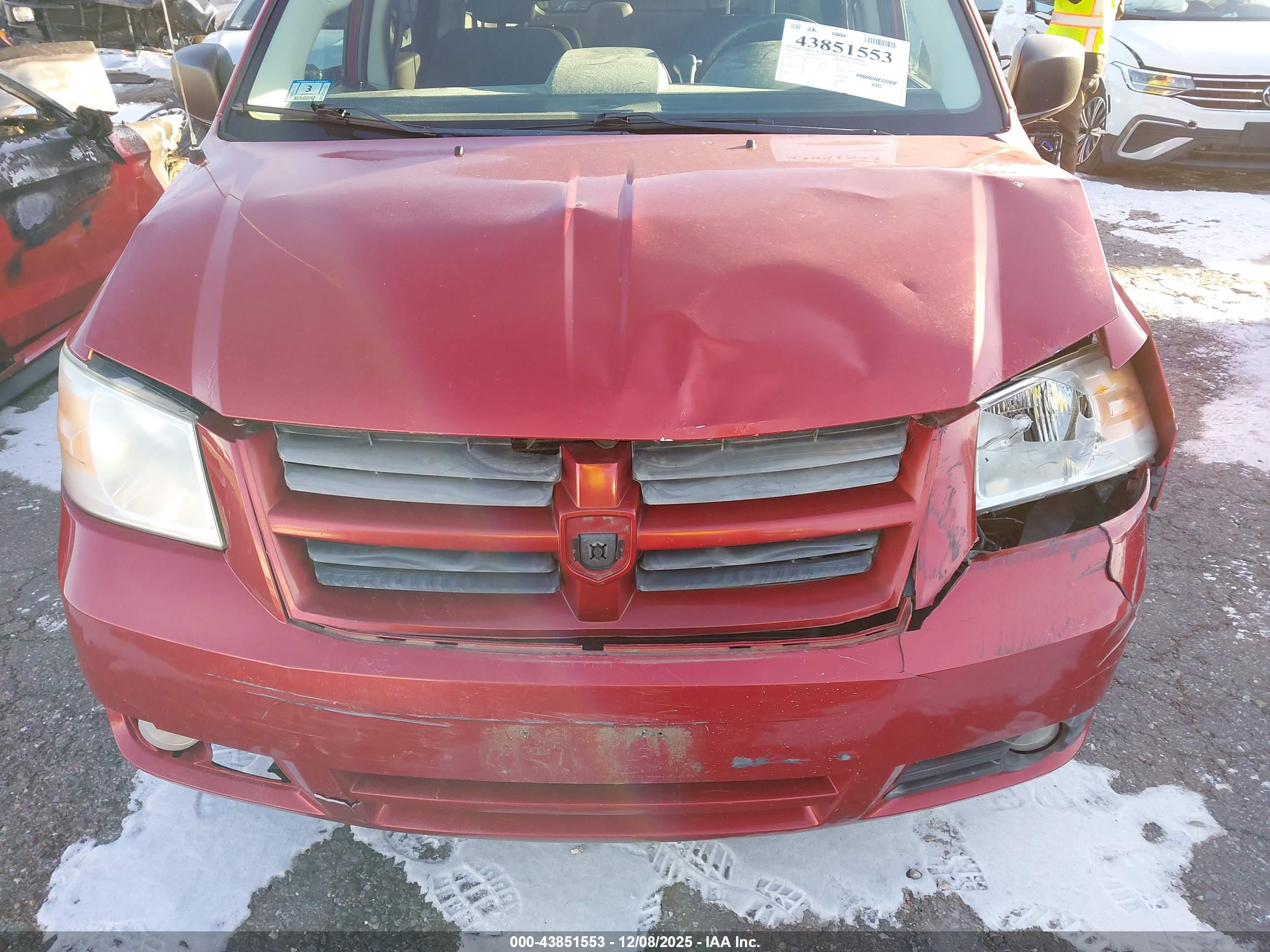 DODGE GRAND image 6