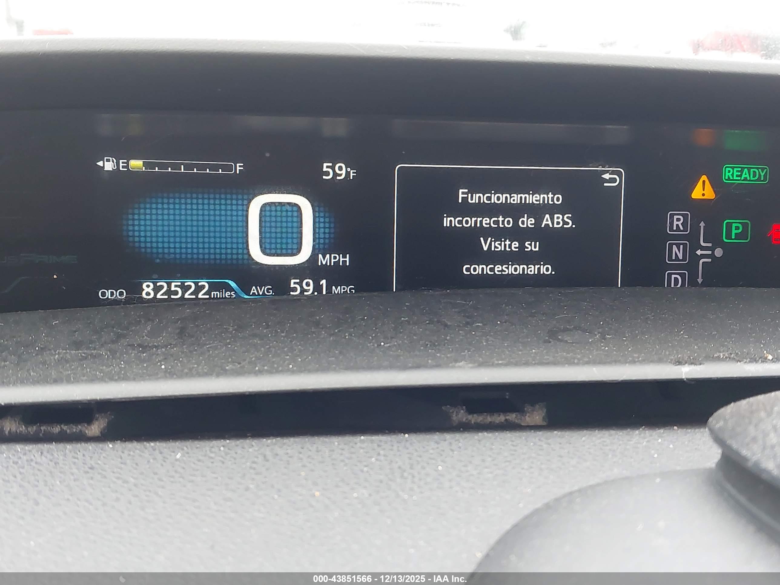 TOYOTA PRIUS image 7