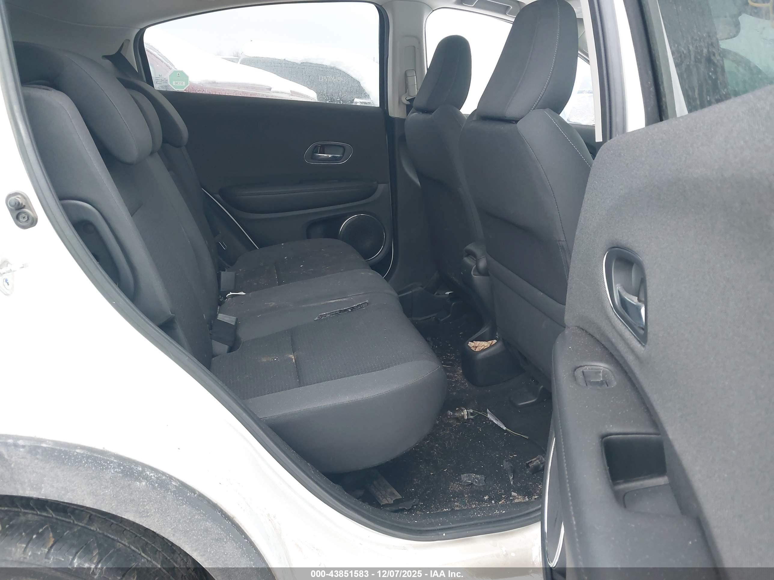 HONDA HR-V image 8