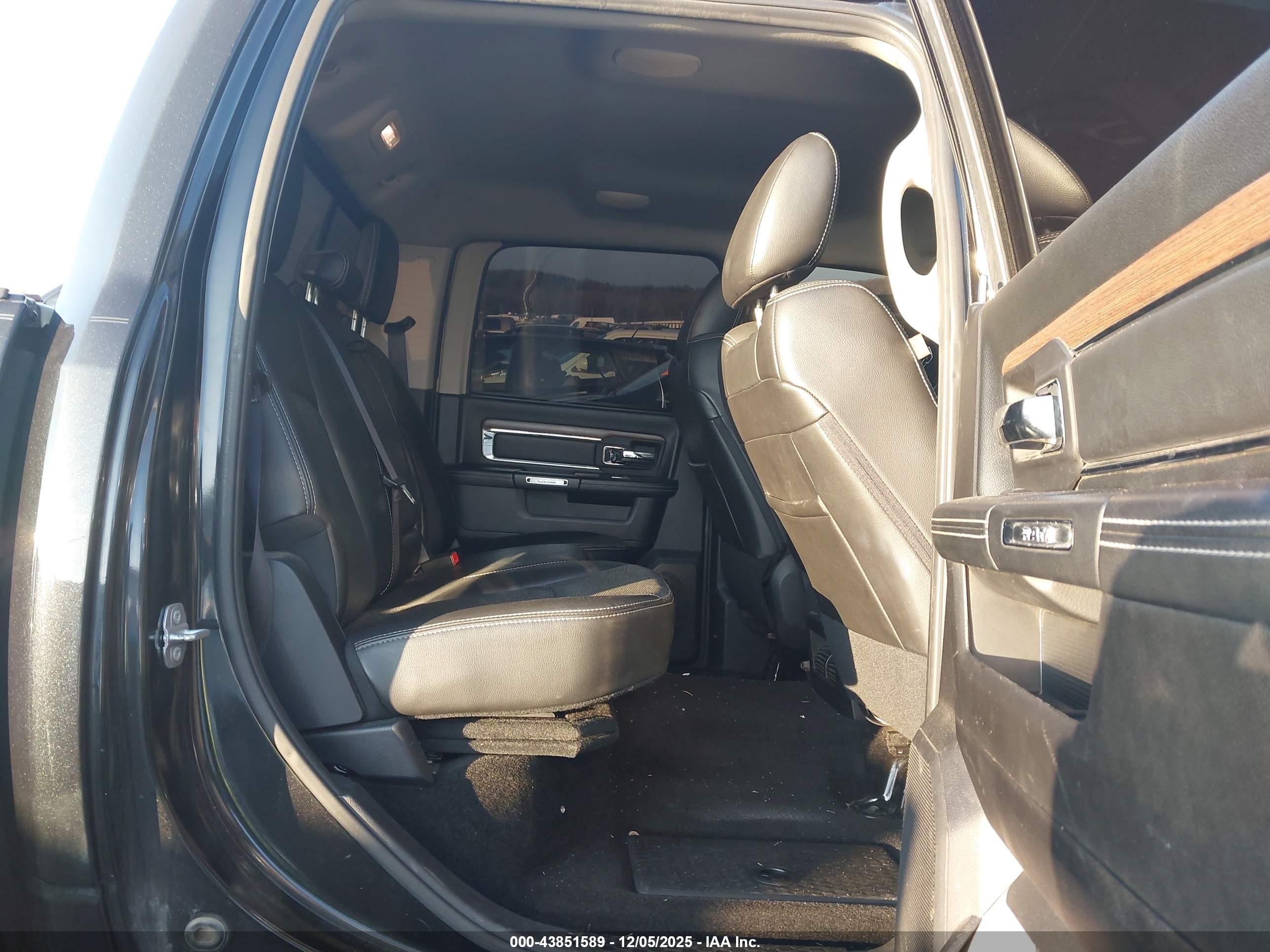 RAM 1500 image 8
