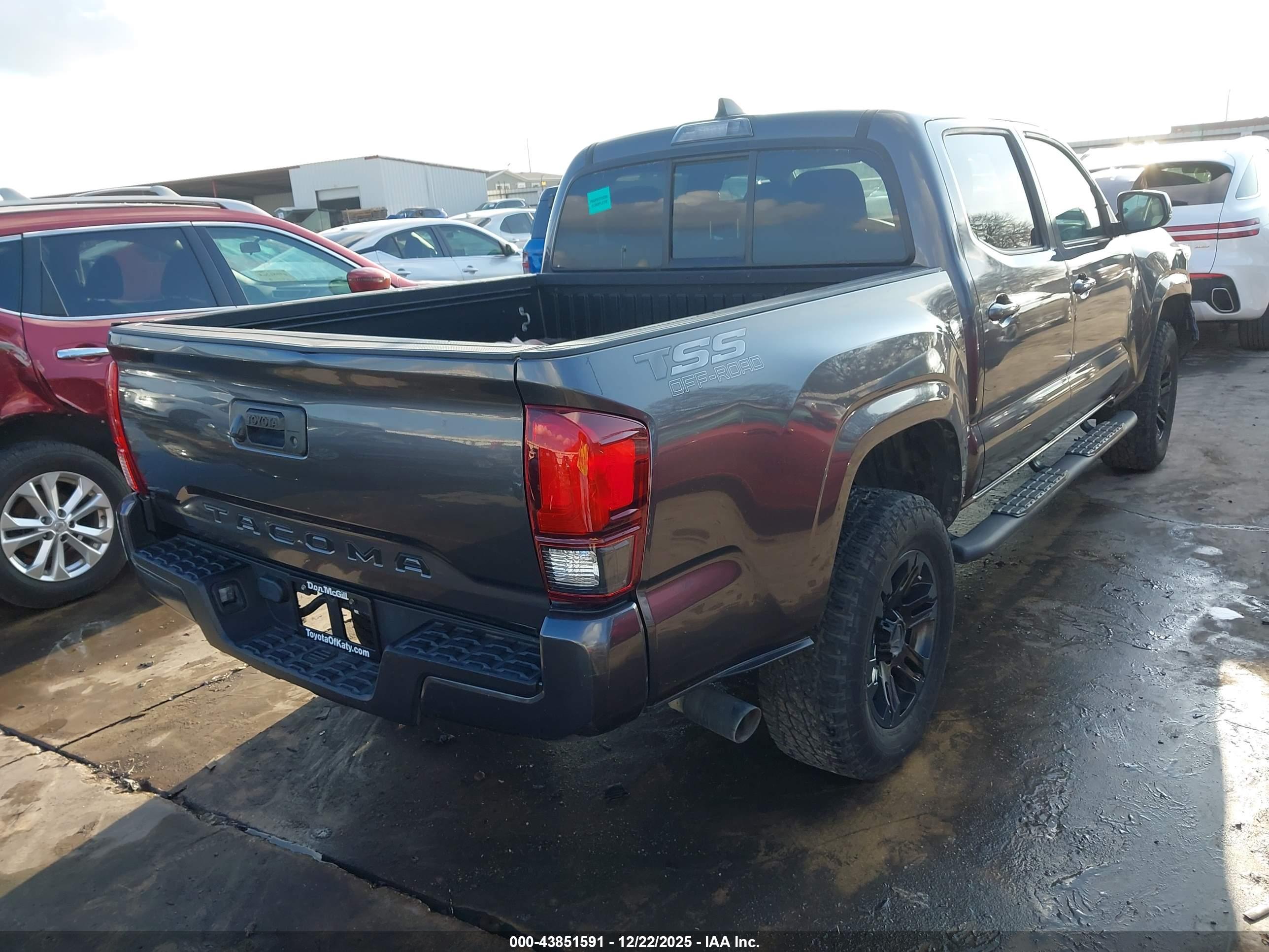 TOYOTA TACOMA image 4
