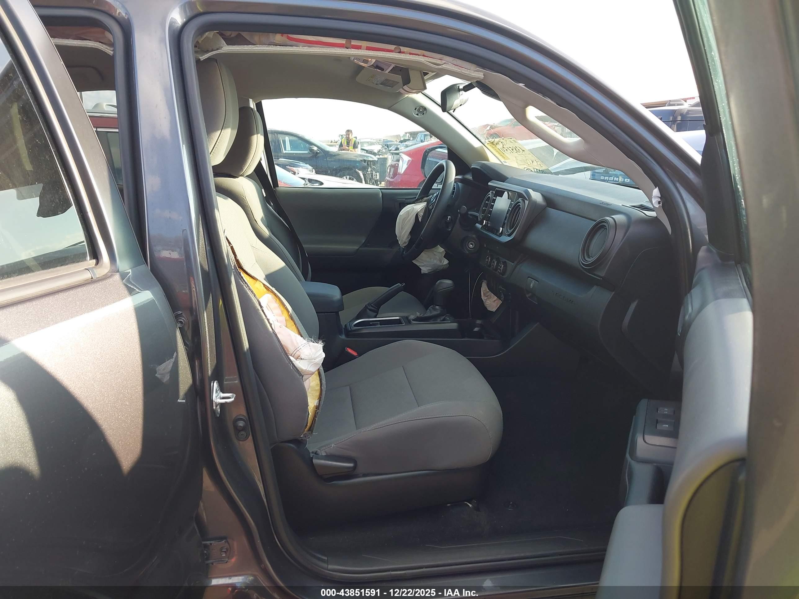 TOYOTA TACOMA image 5