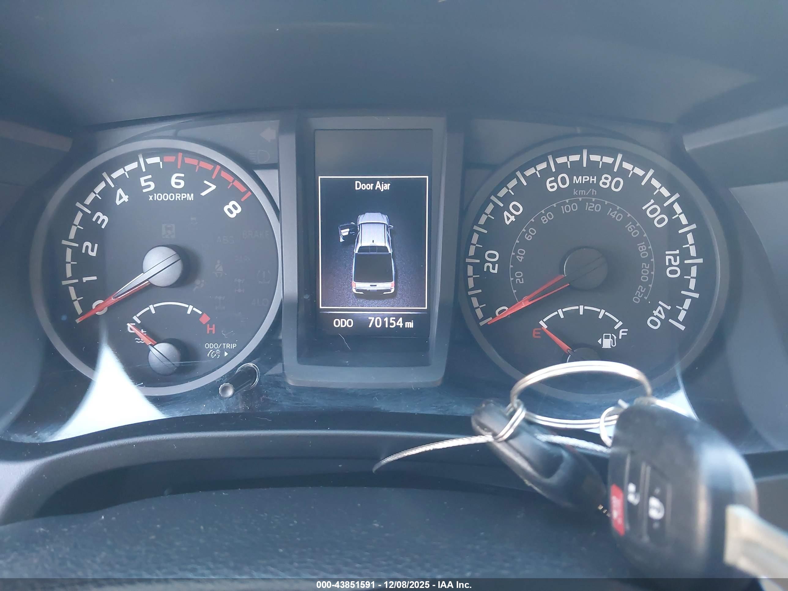 TOYOTA TACOMA image 7