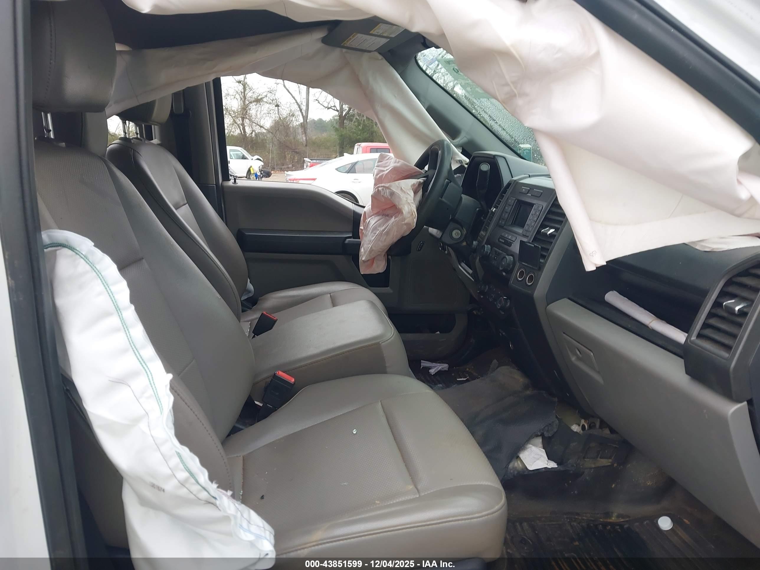 FORD F-250 image 5