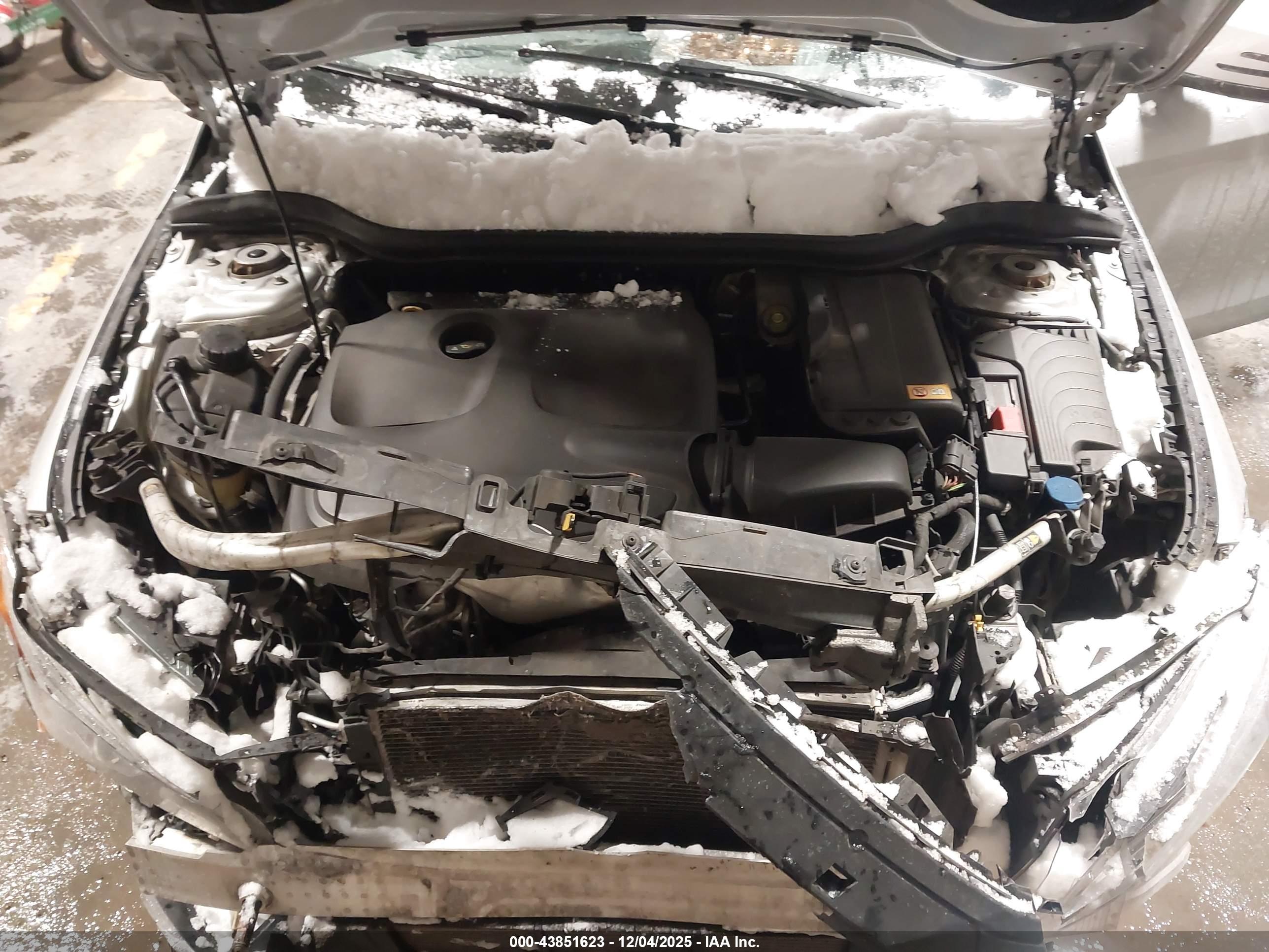 MERCEDES-BENZ CLA image 10
