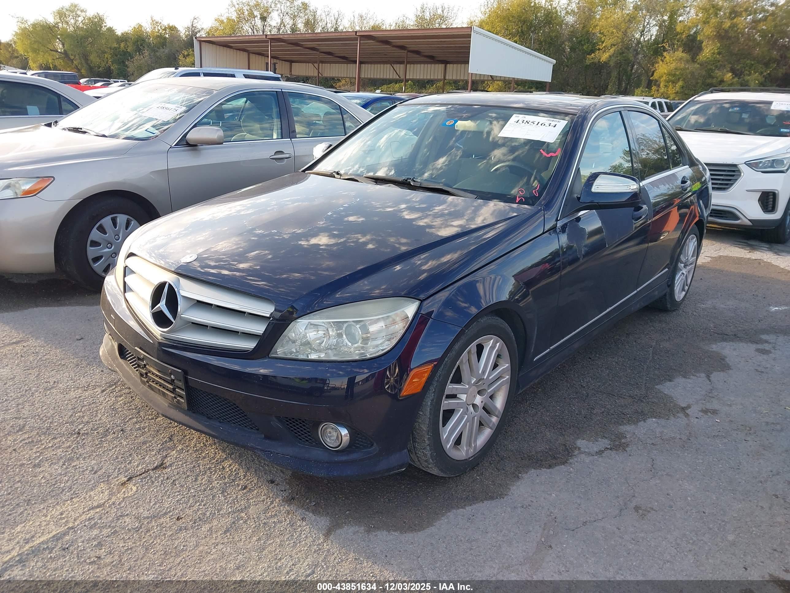 MERCEDES-BENZ C image 2
