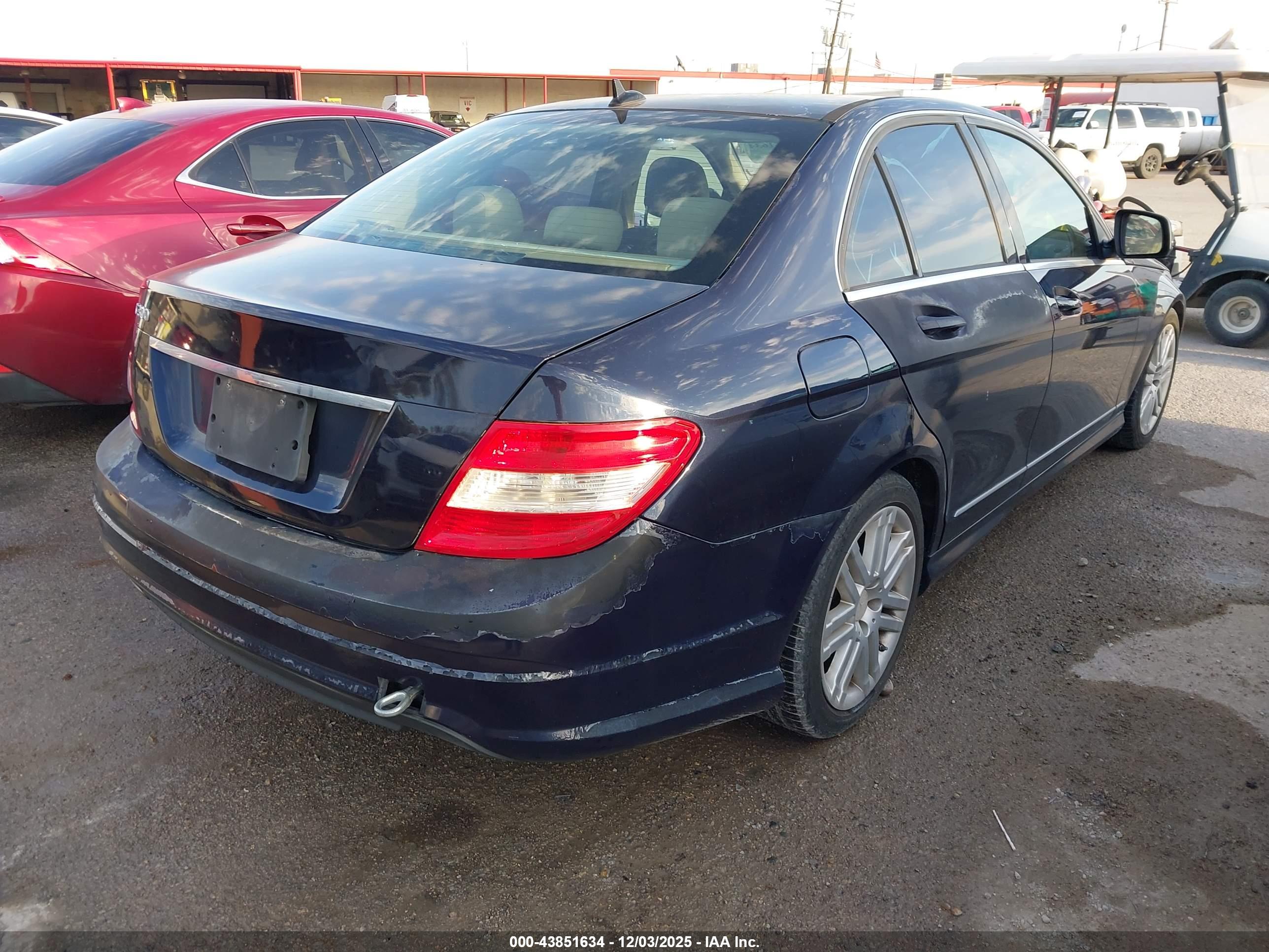 MERCEDES-BENZ C image 4