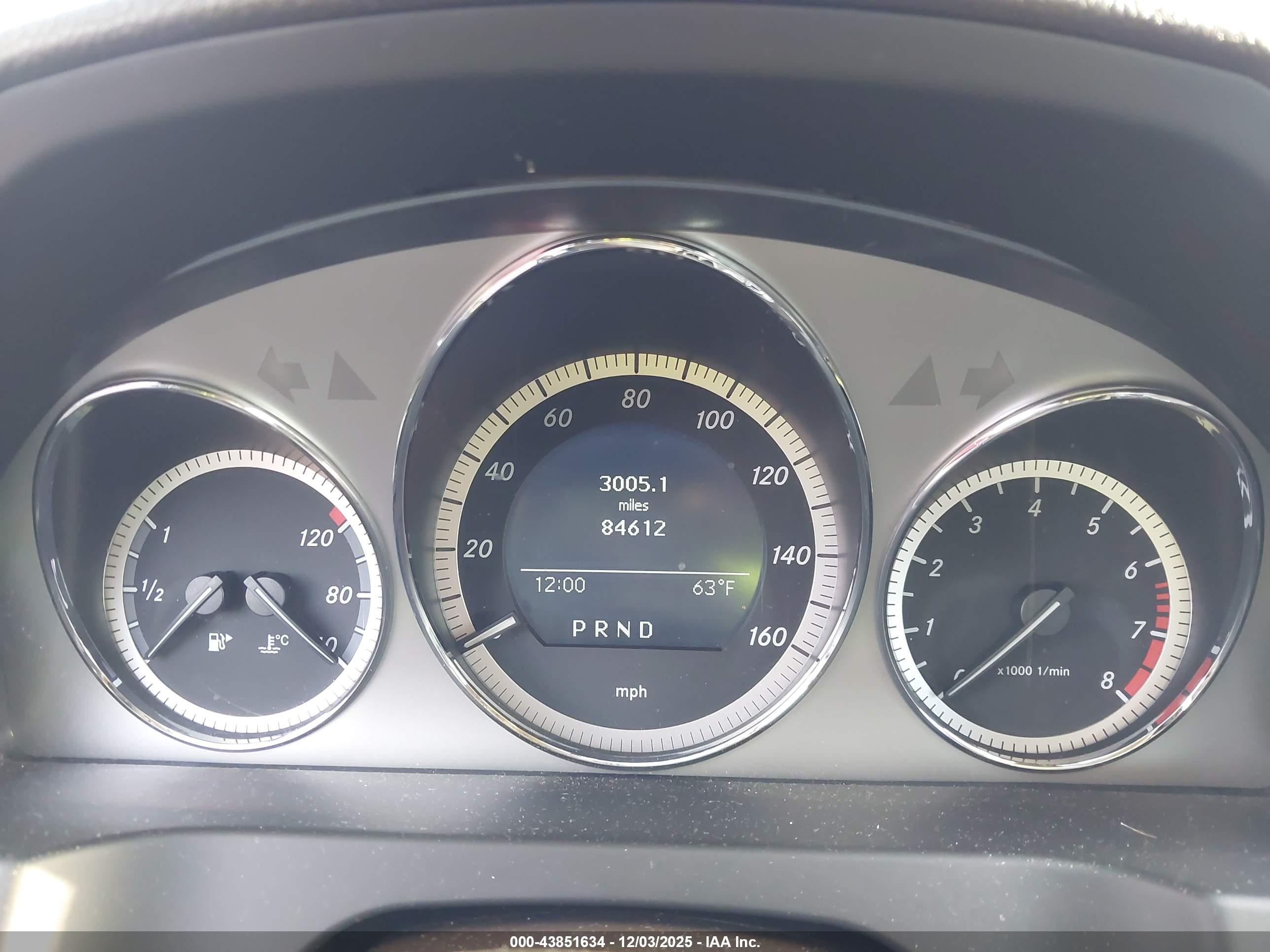 MERCEDES-BENZ C image 7