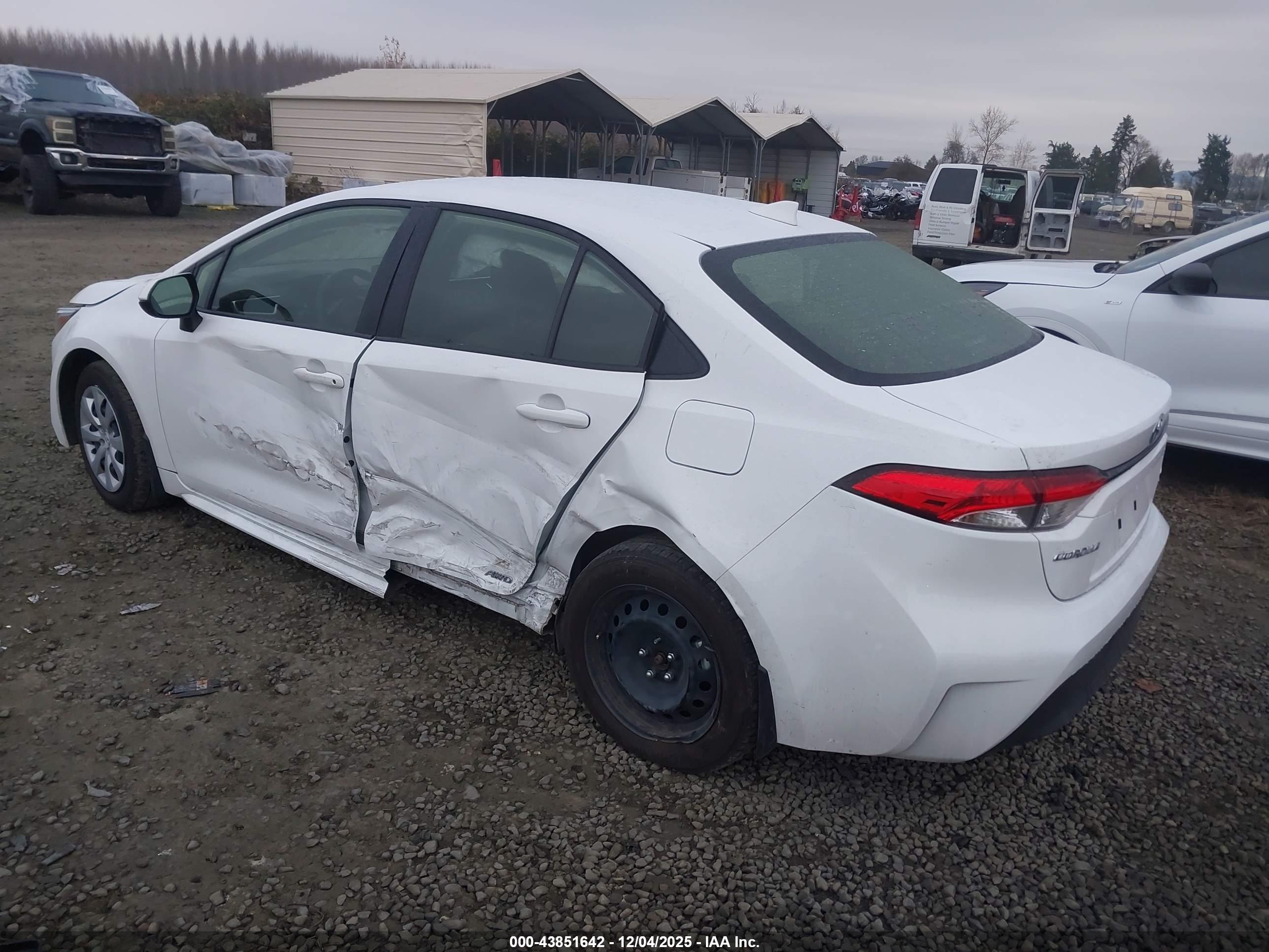 TOYOTA COROLLA image 3