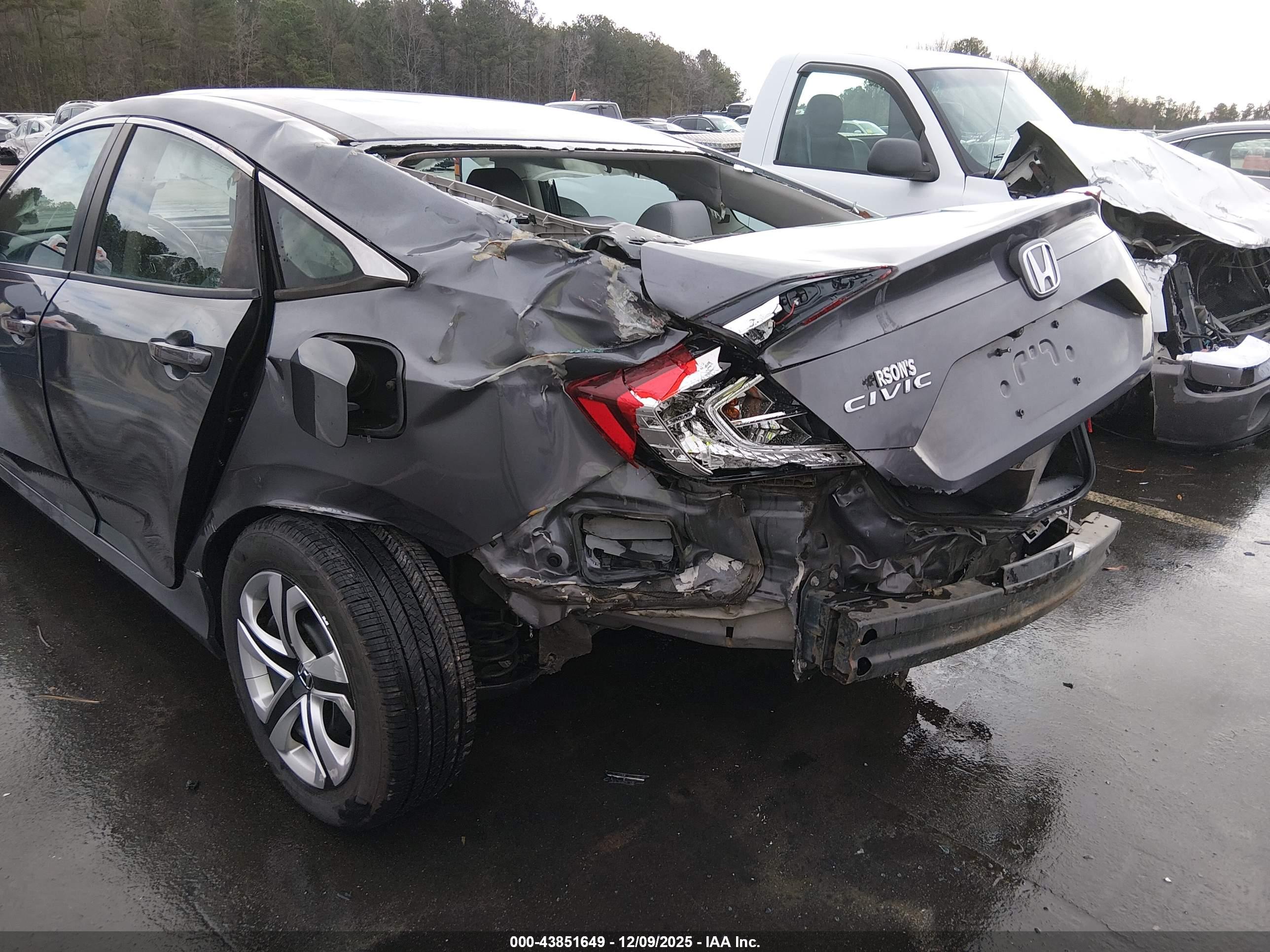 HONDA CIVIC image 6