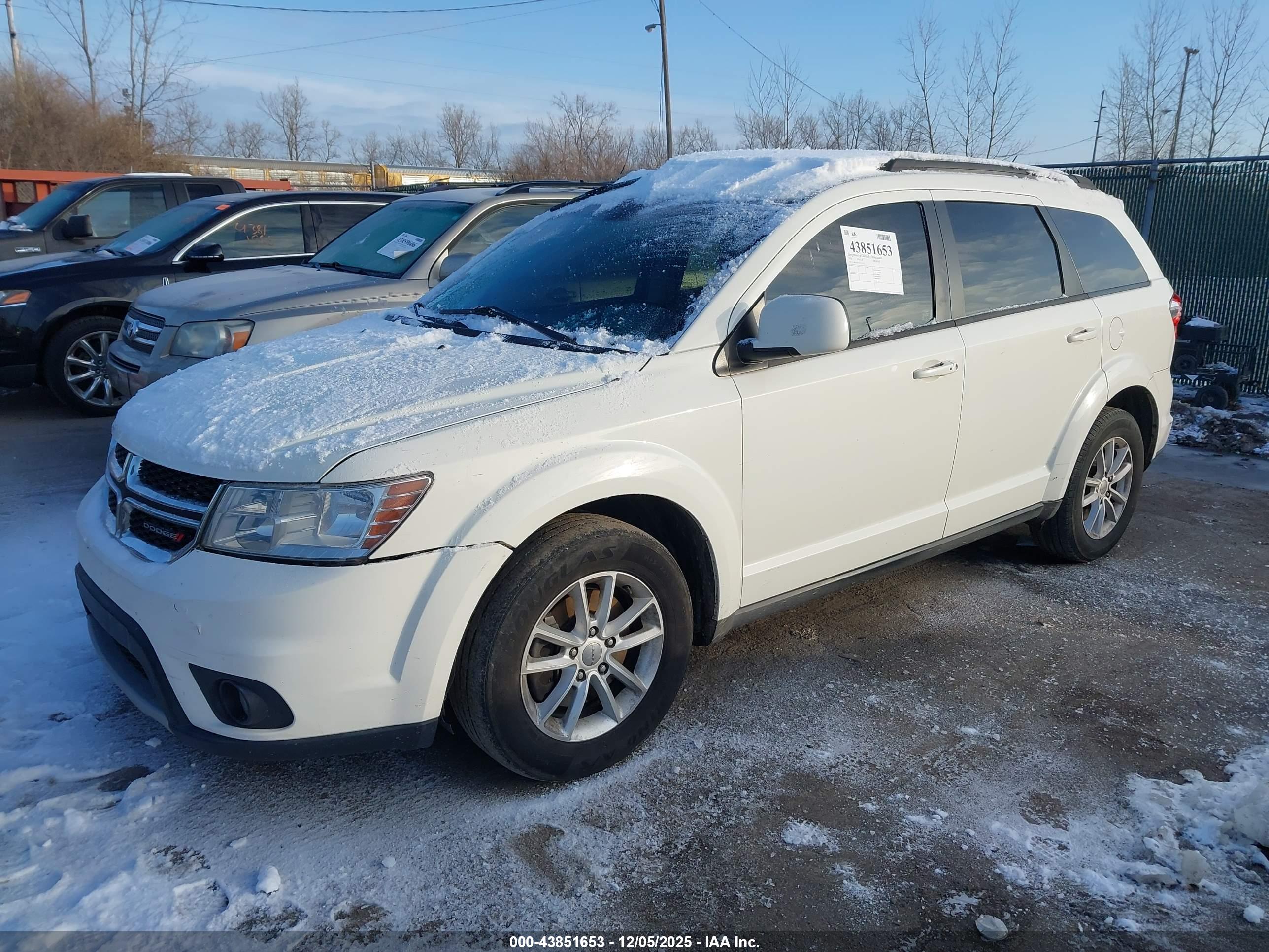 DODGE JOURNEY image 2