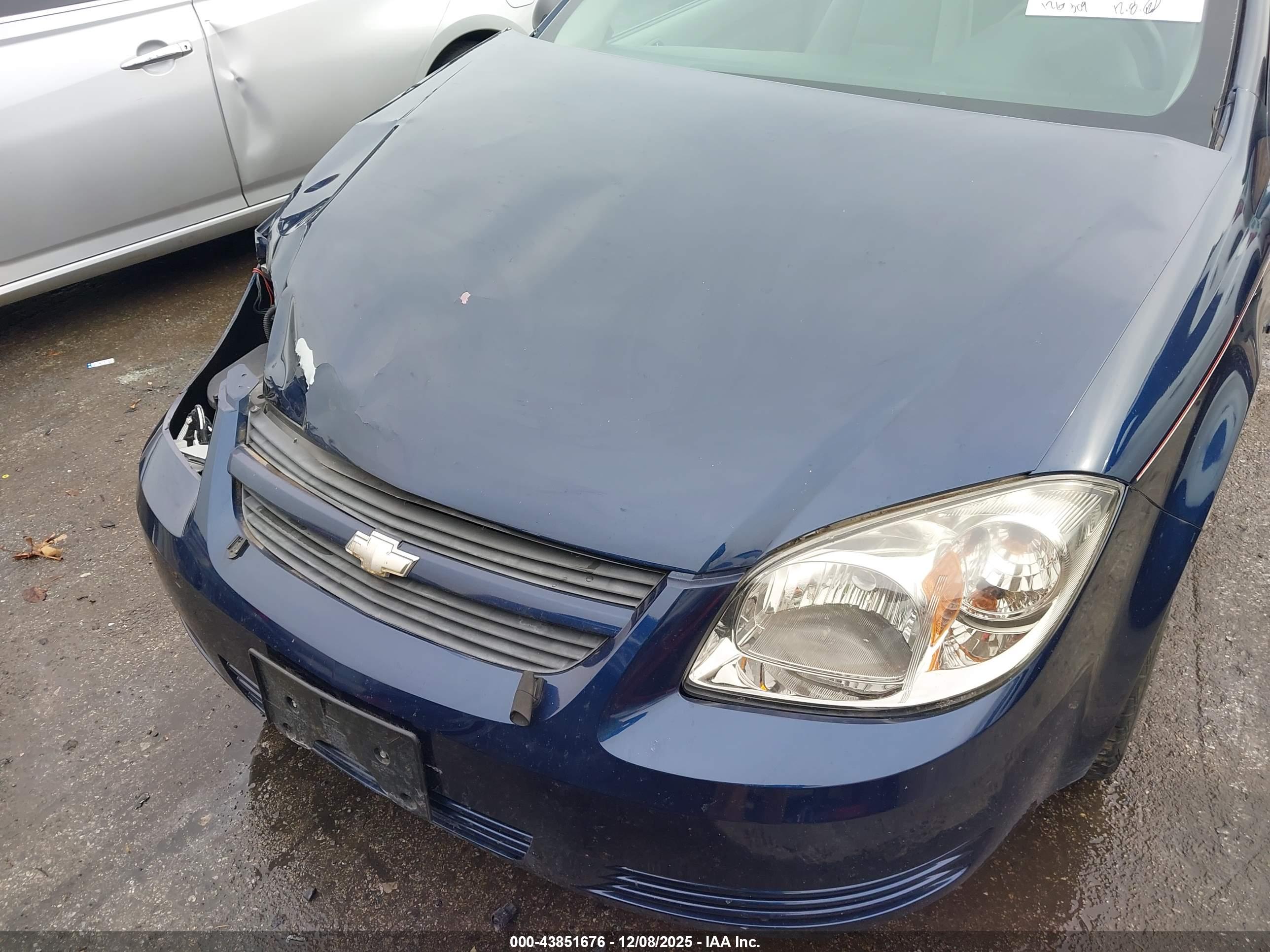 CHEVROLET COBALT image 6