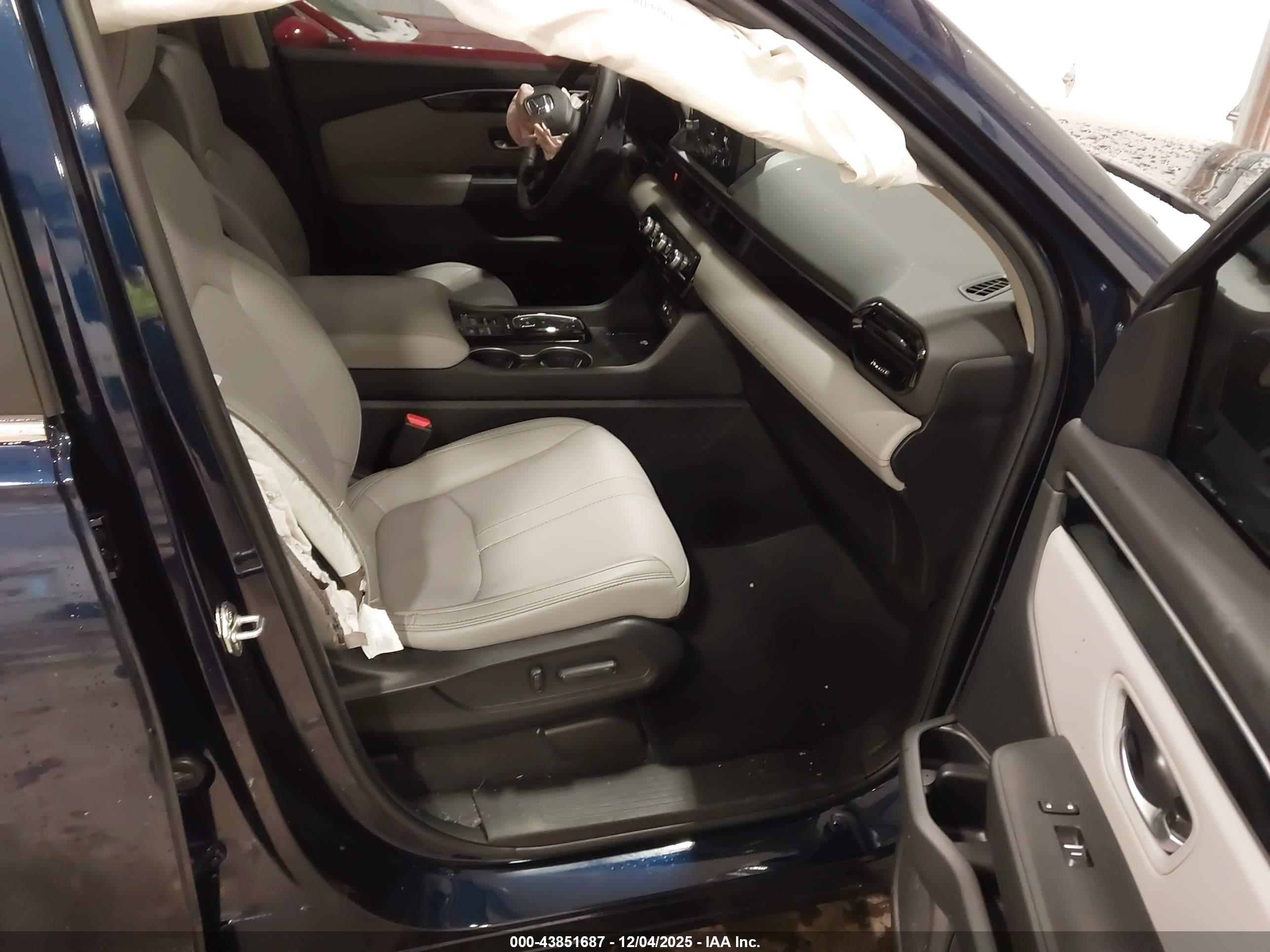 HONDA PILOT image 5