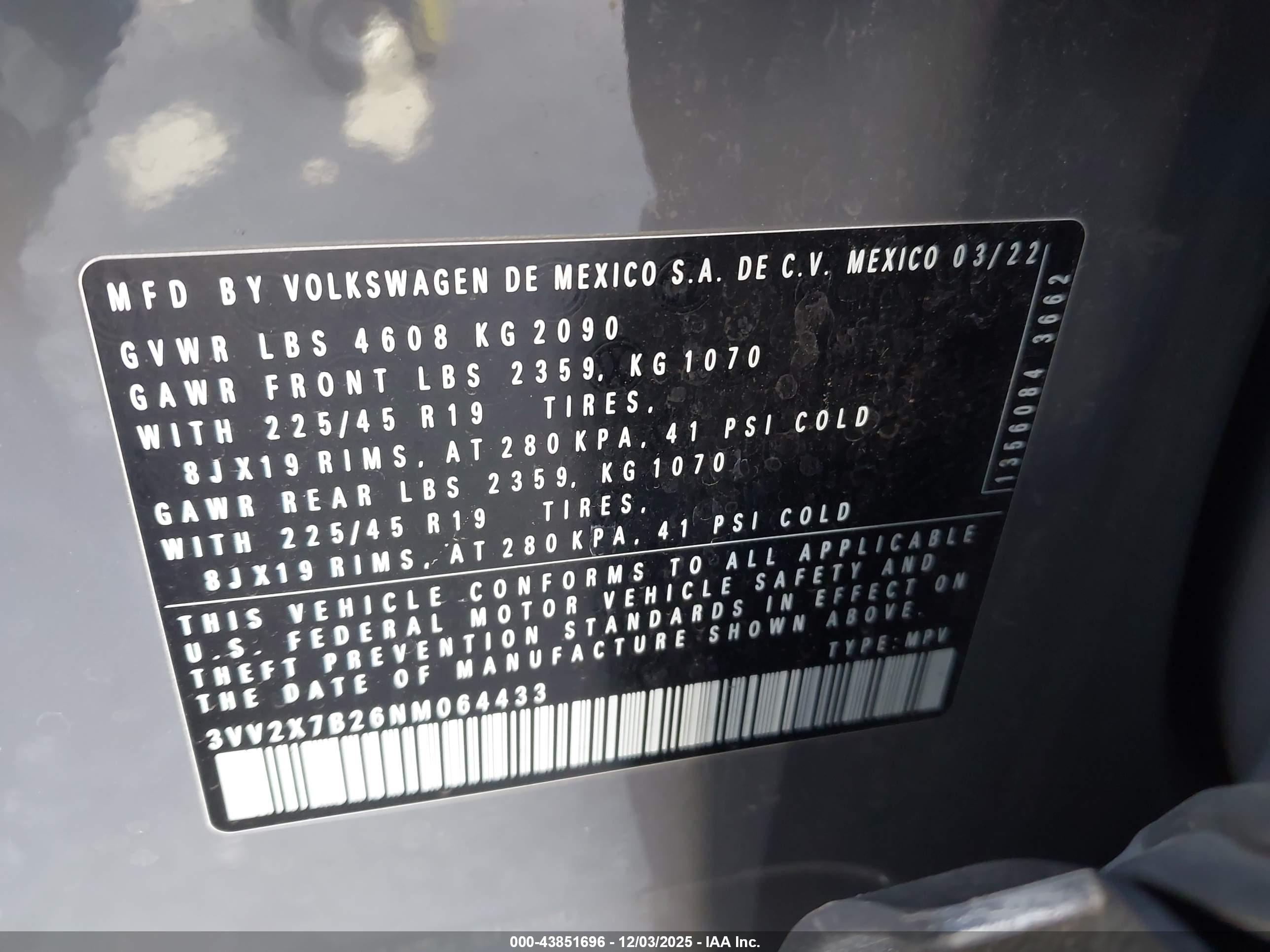 VOLKSWAGEN TAOS image 9