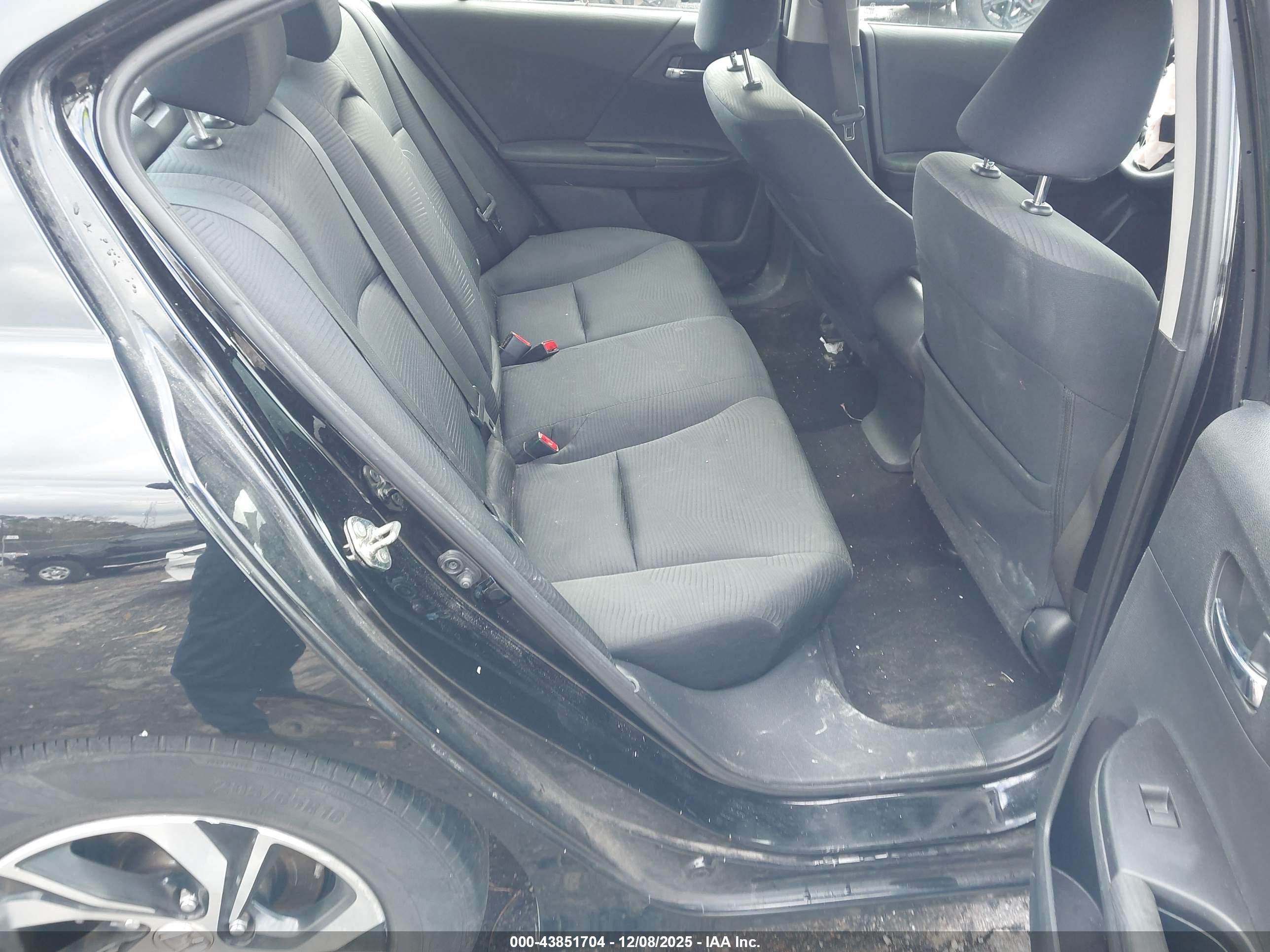 HONDA ACCORD image 8
