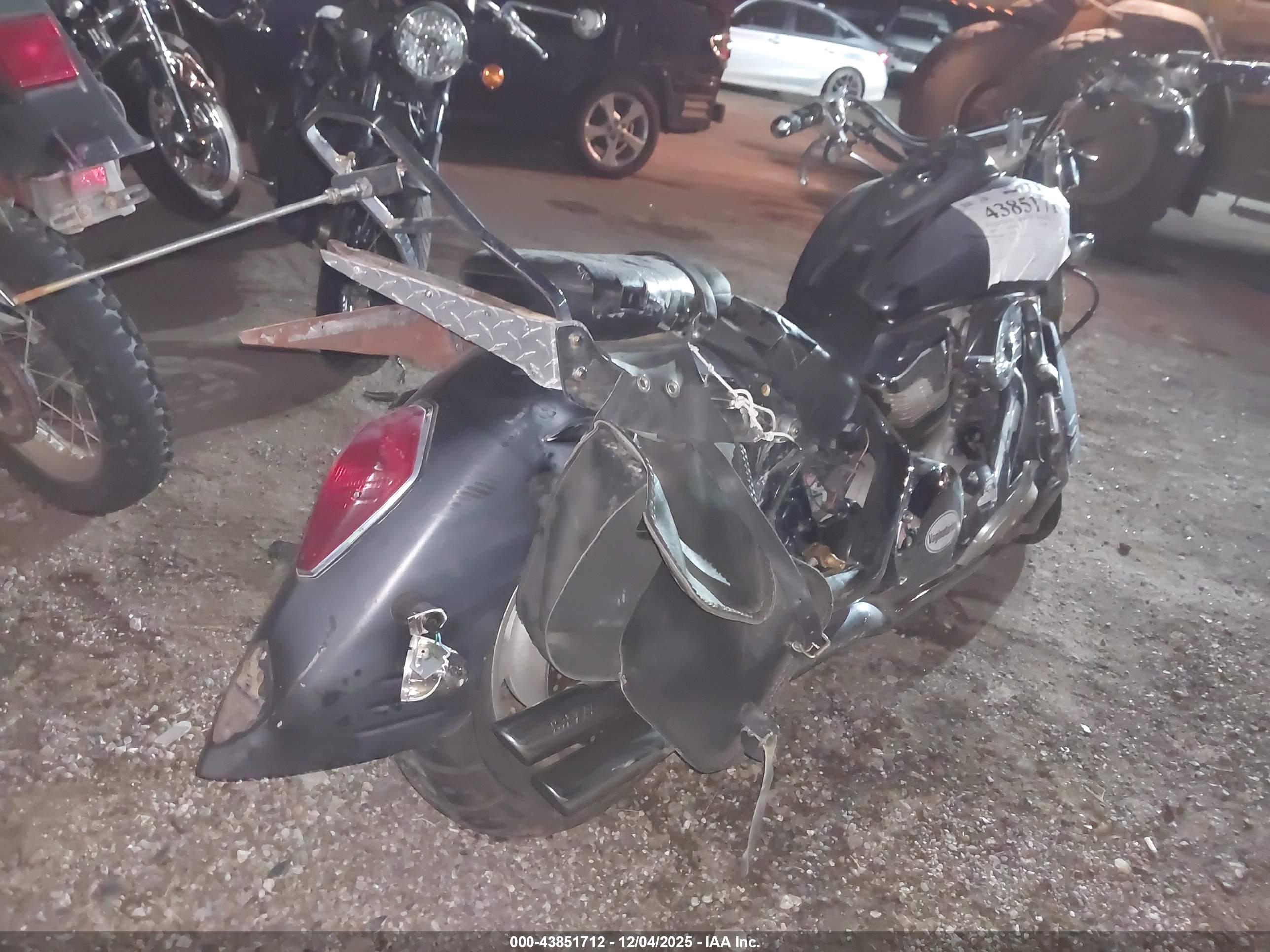 HONDA VTX1300 image 4