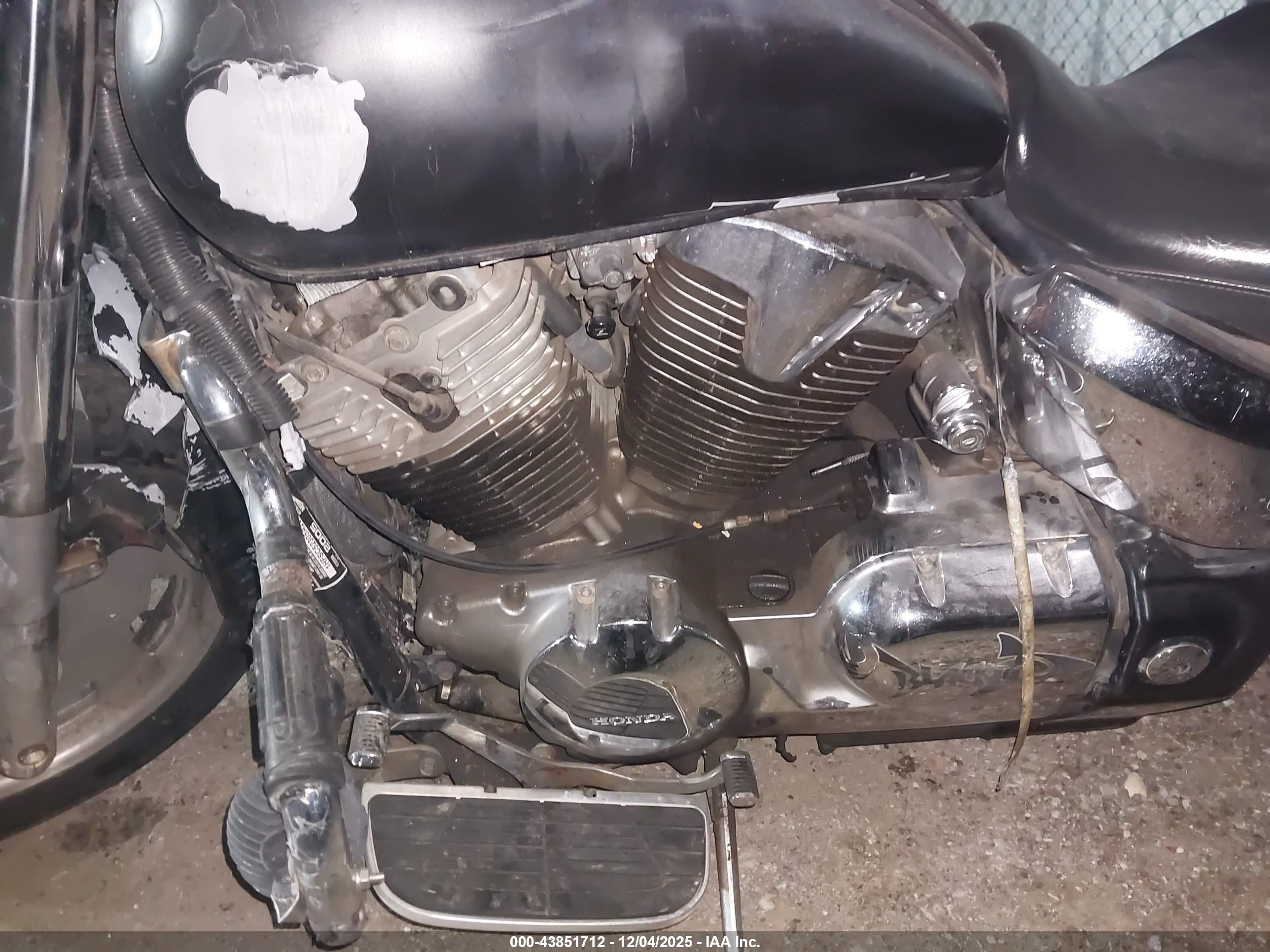 HONDA VTX1300 image 9