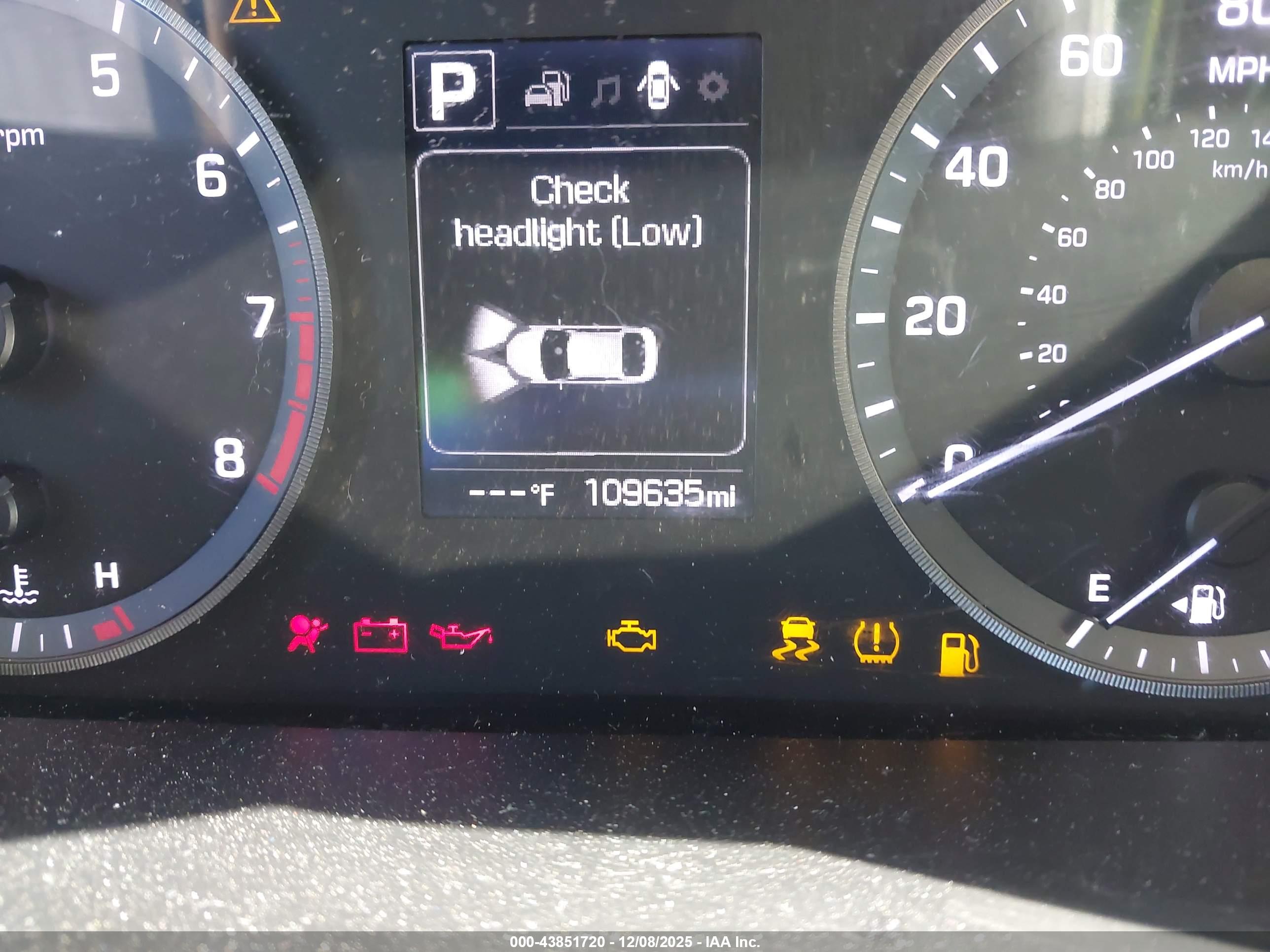 HYUNDAI SONATA image 7