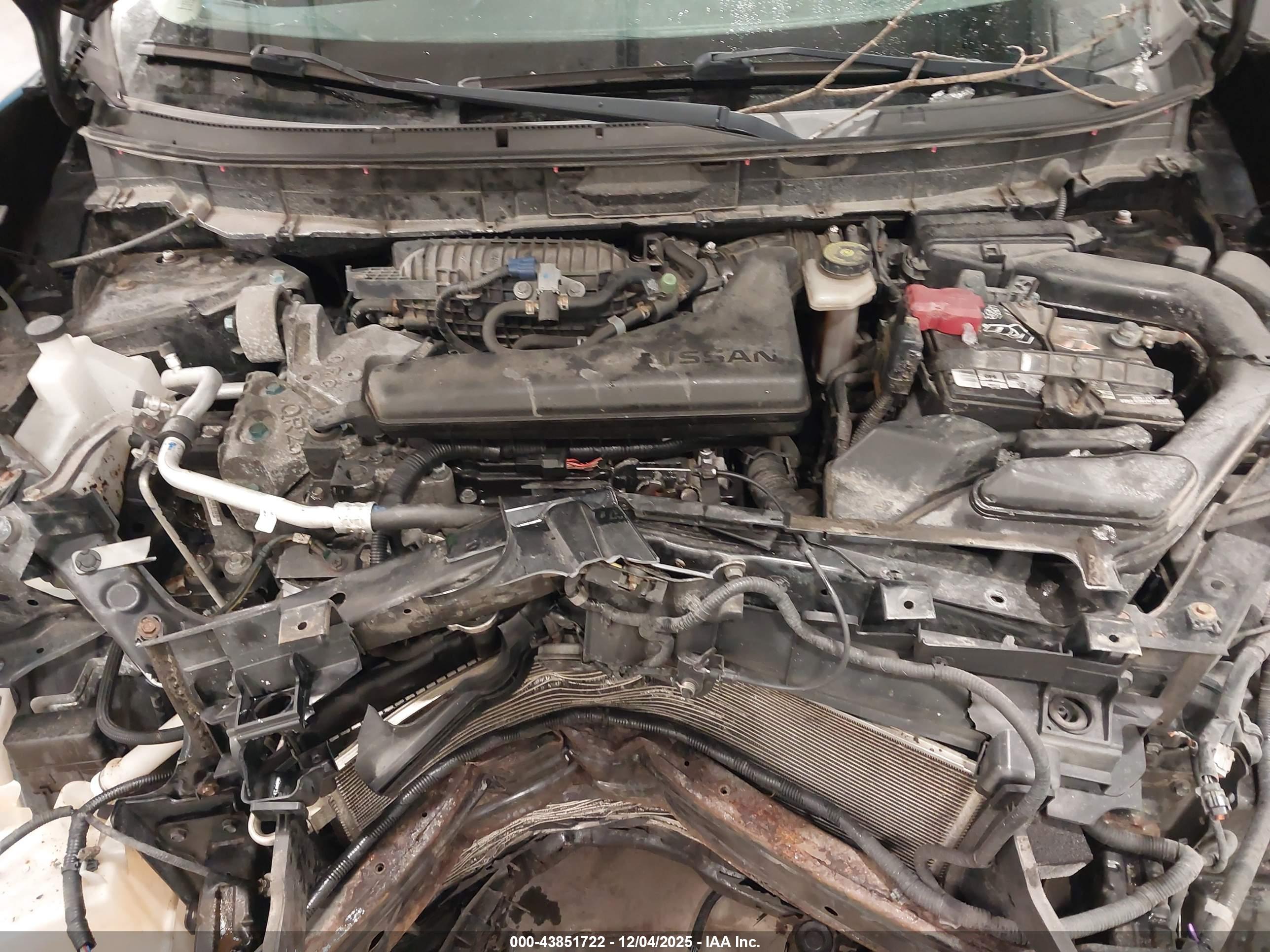 NISSAN ROGUE image 10