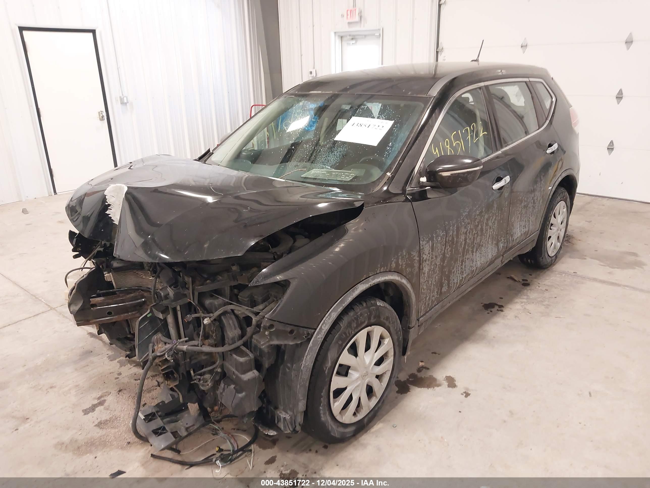 NISSAN ROGUE image 2