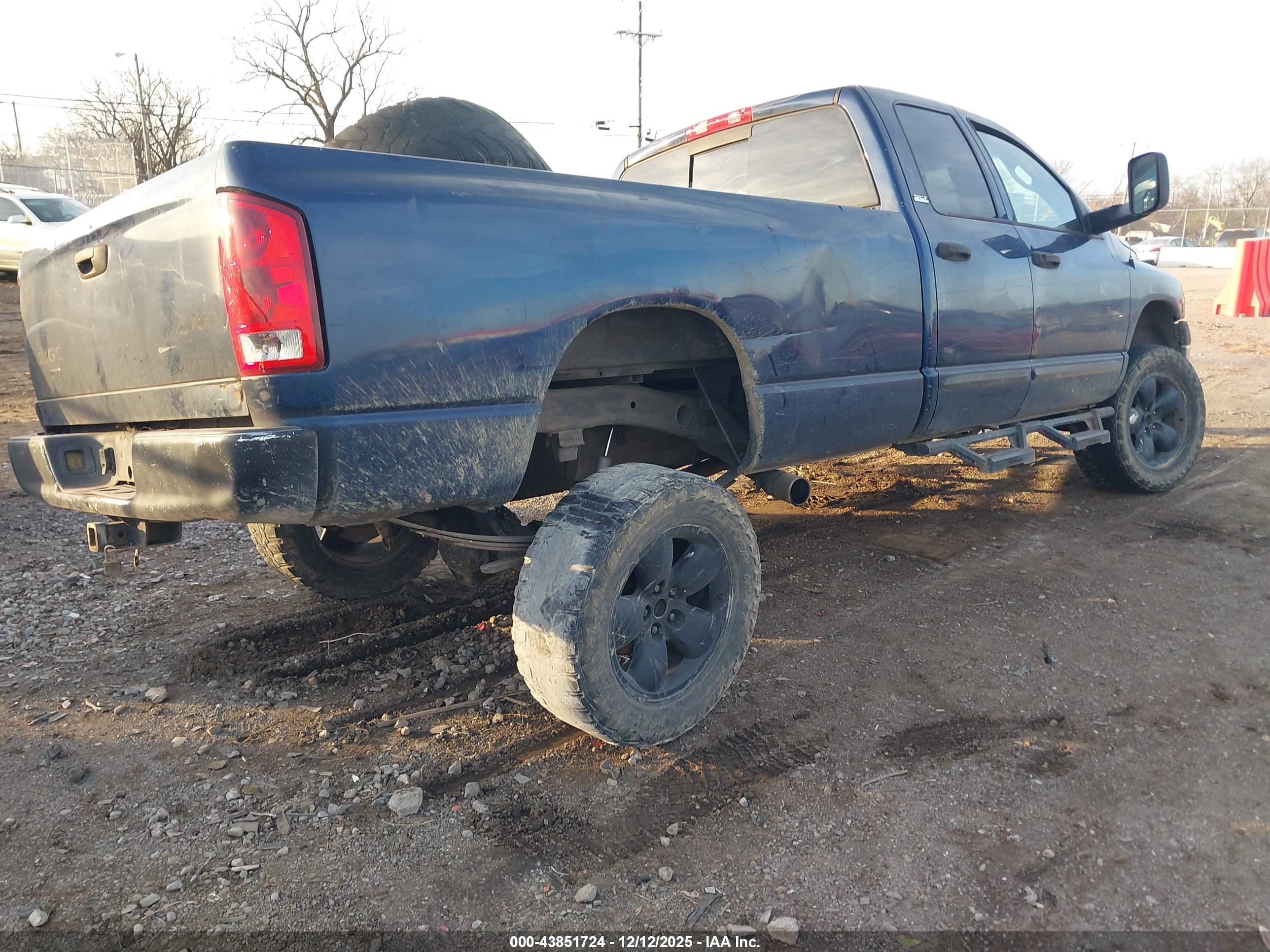 DODGE RAM image 4