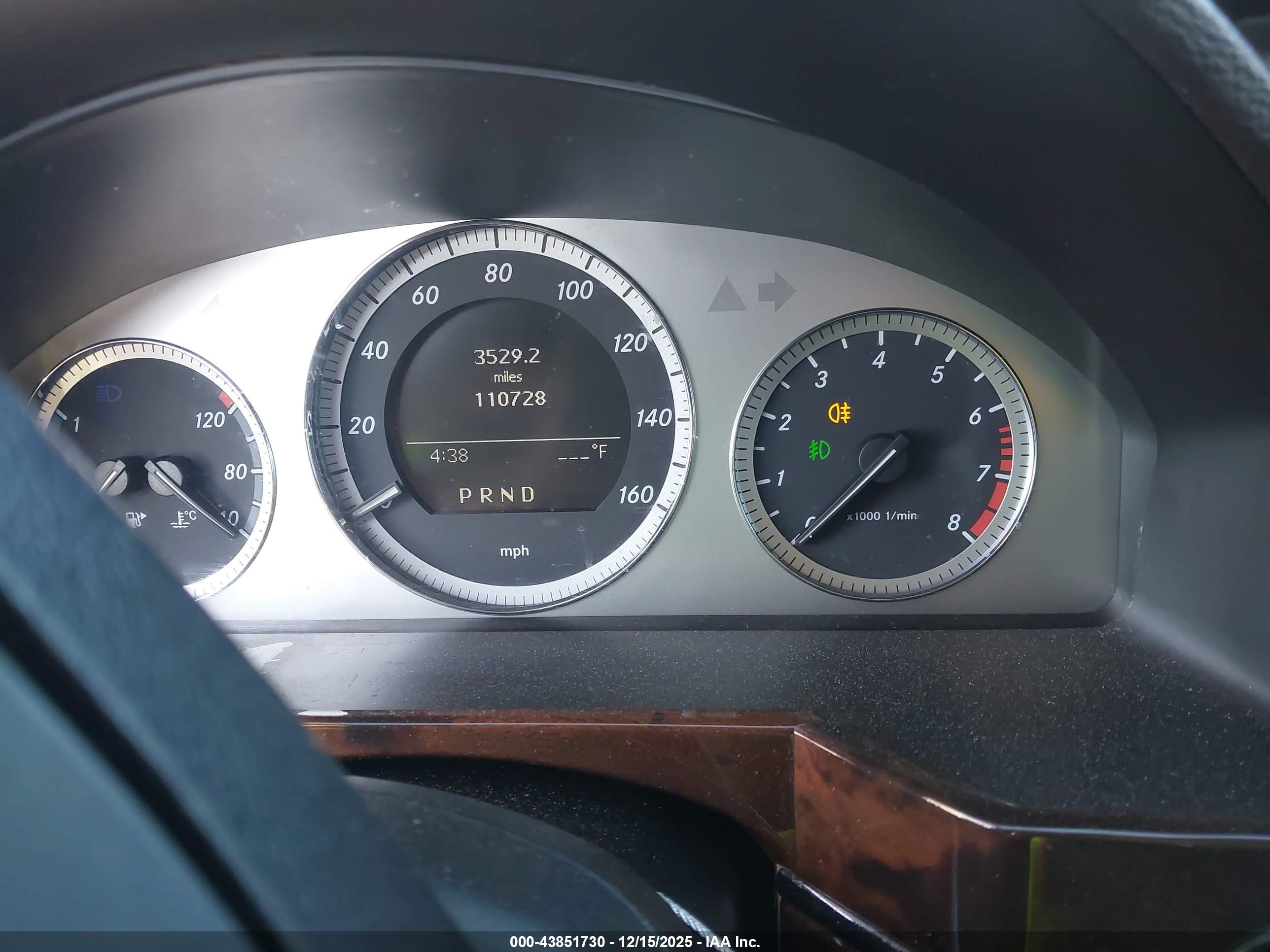 MERCEDES-BENZ GLK image 7