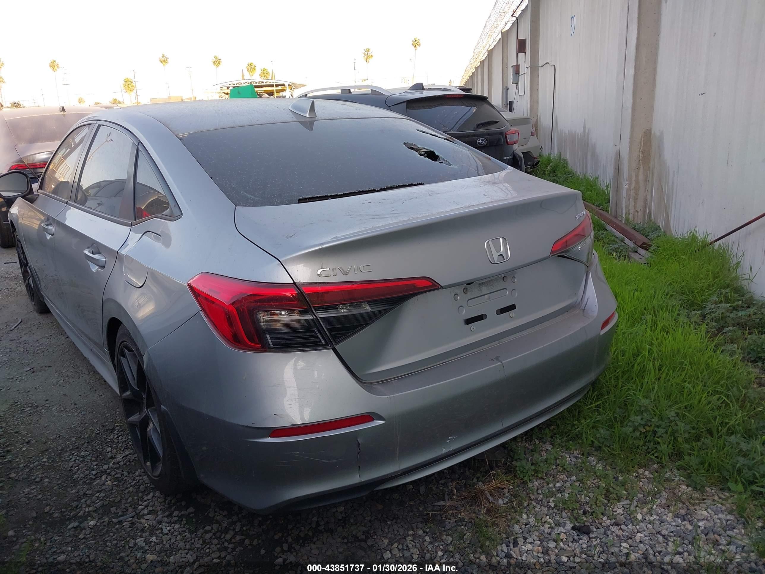 HONDA CIVIC image 3
