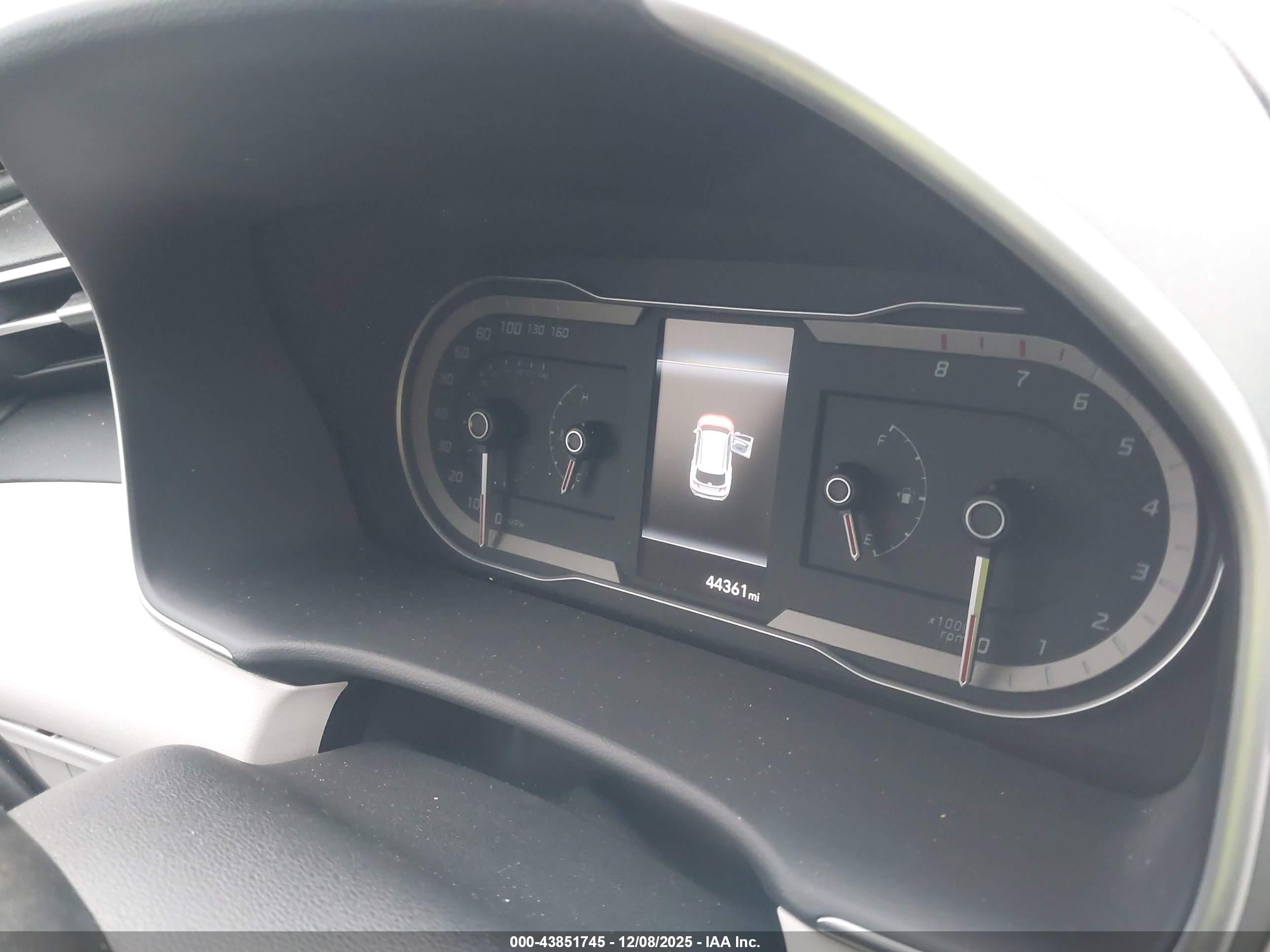 HYUNDAI TUCSON image 7