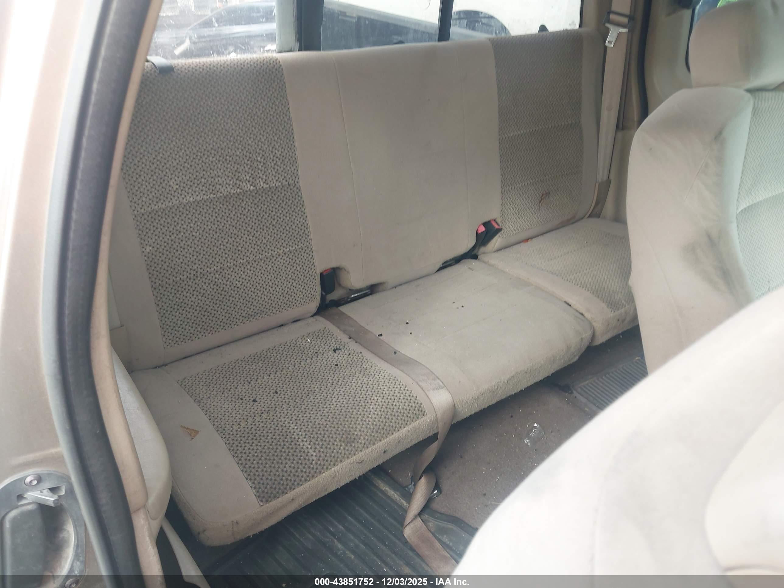 FORD F-150 image 8