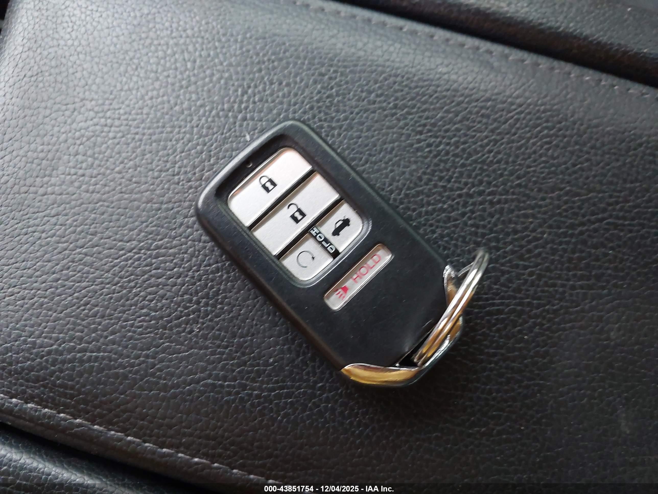 HONDA CIVIC image 11