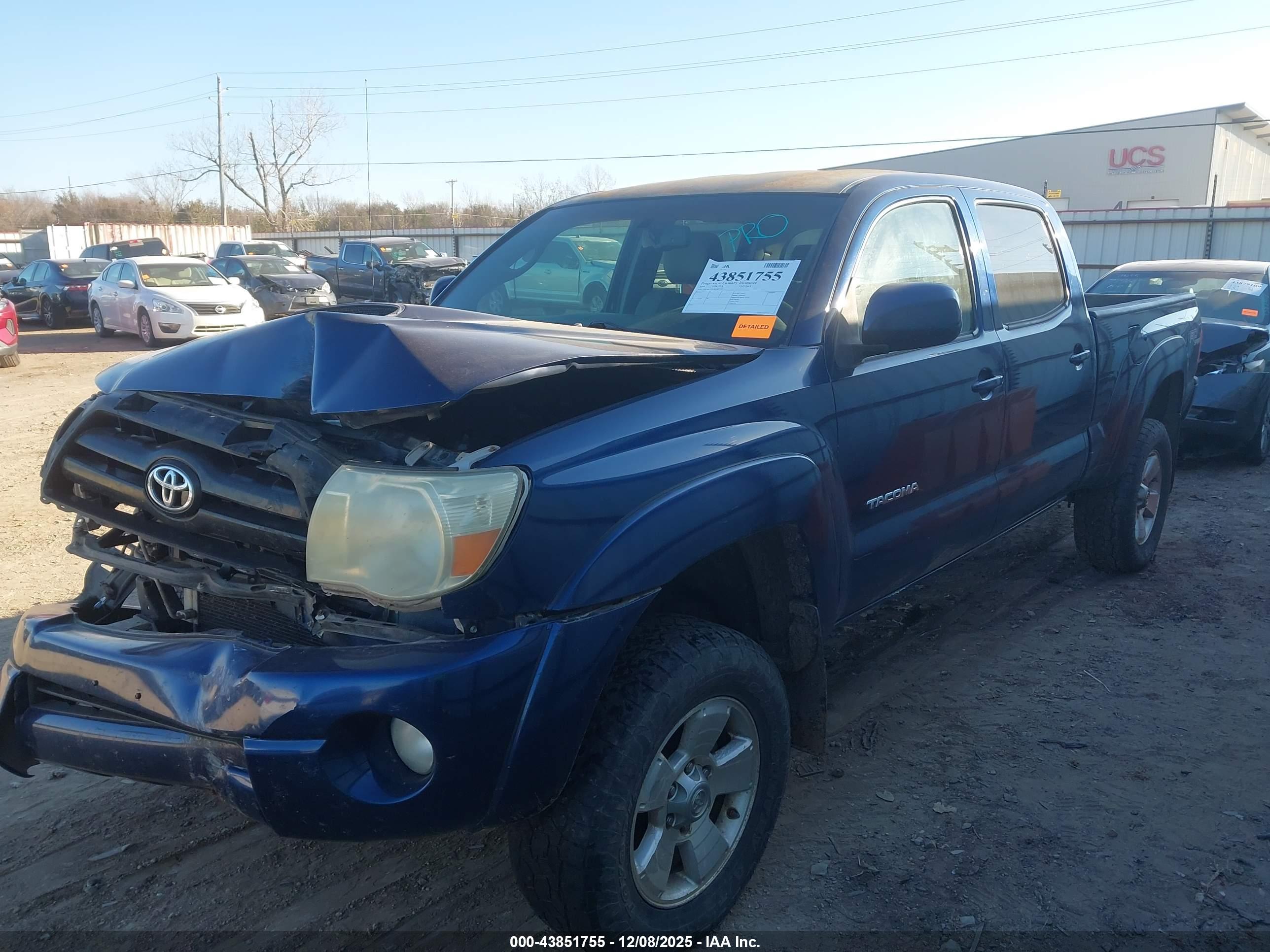 TOYOTA TACOMA image 2