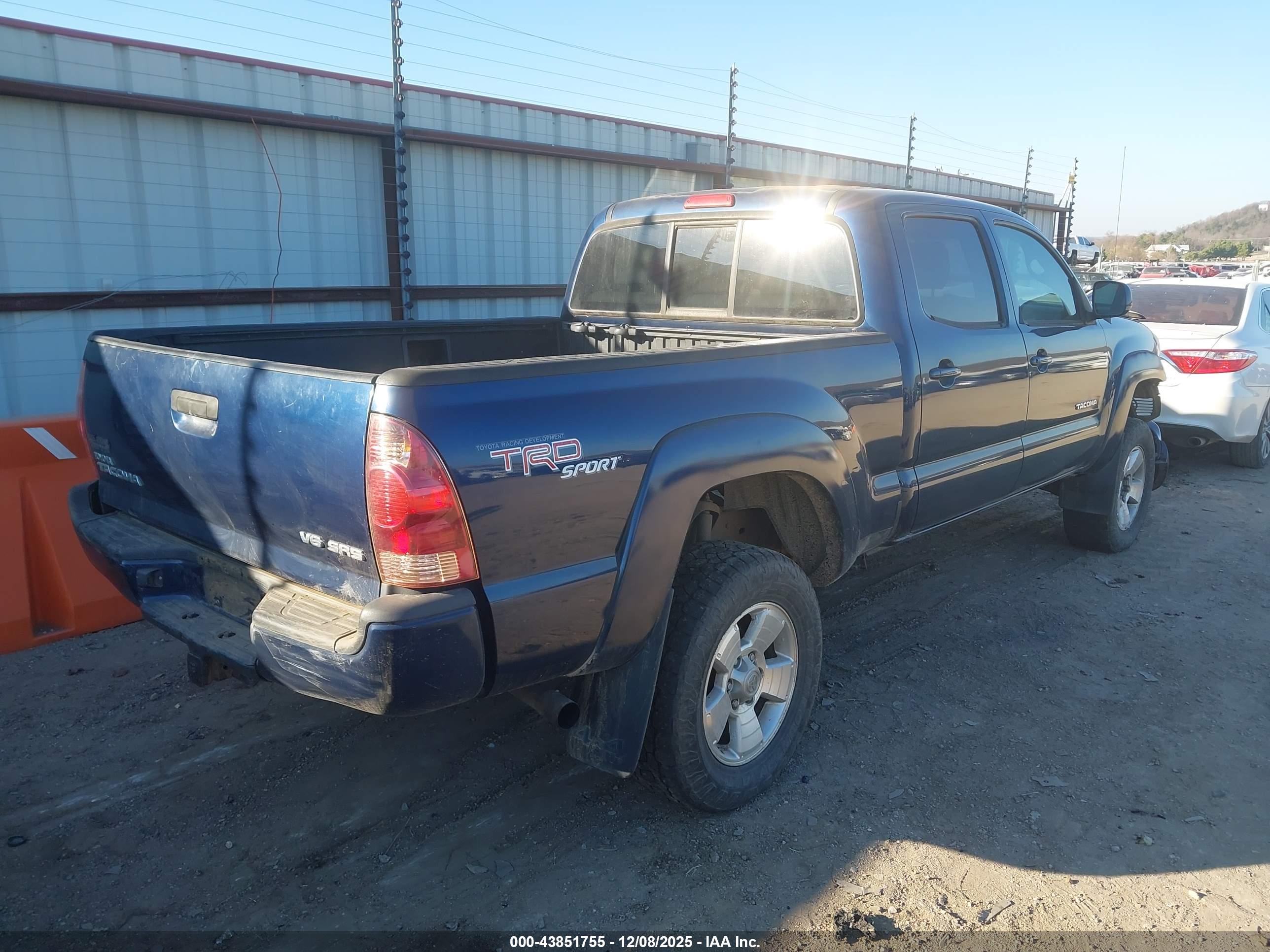 TOYOTA TACOMA image 4