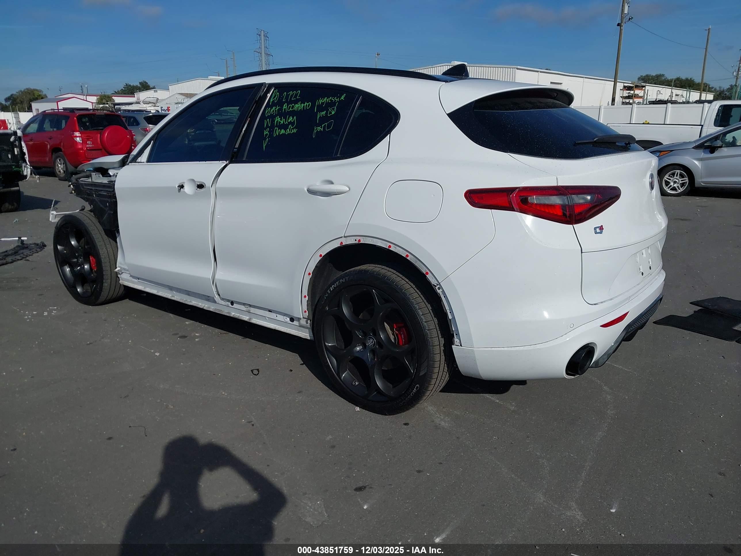 ALFA ROMEO image 3