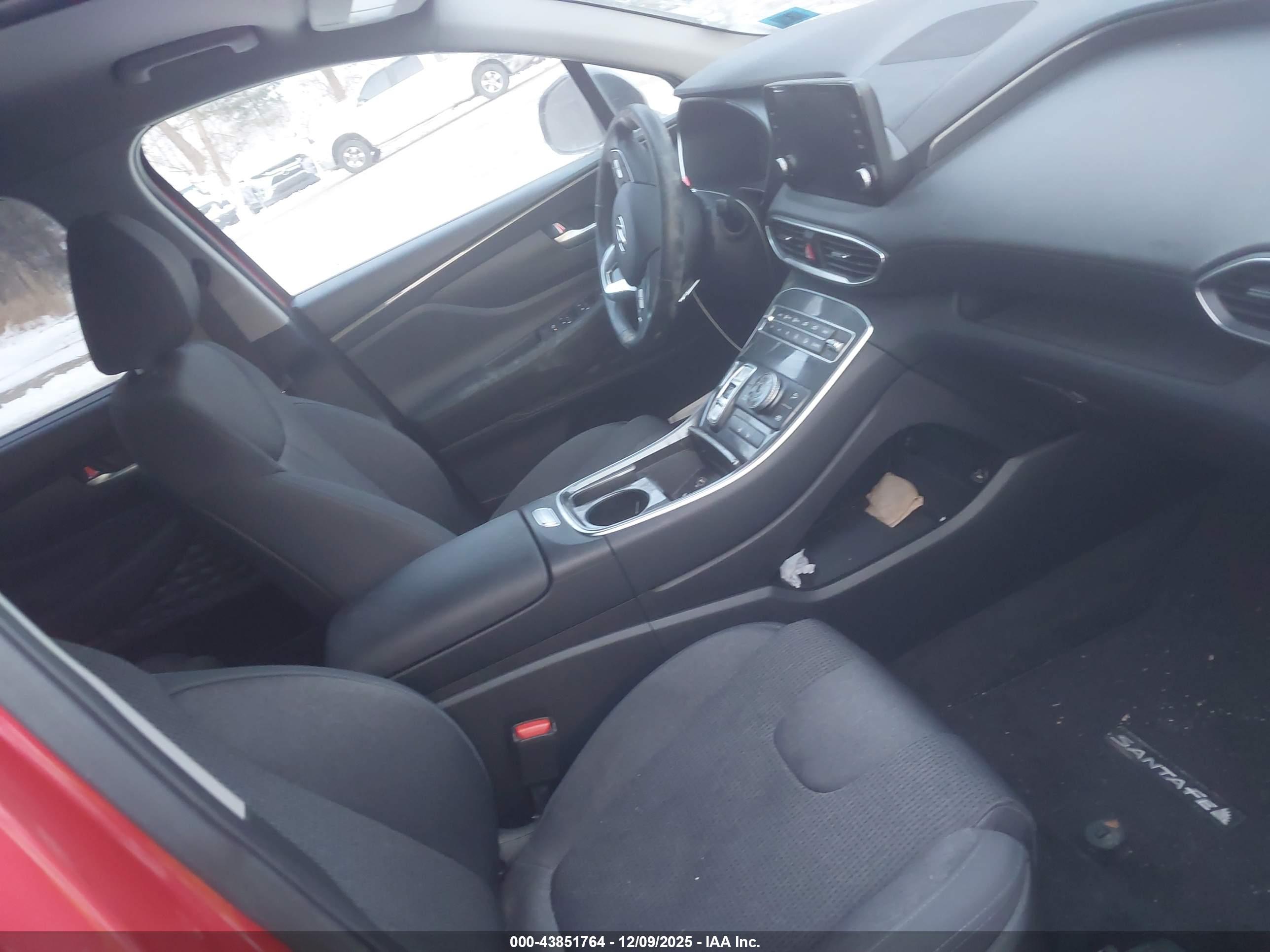 HYUNDAI SANTA image 5