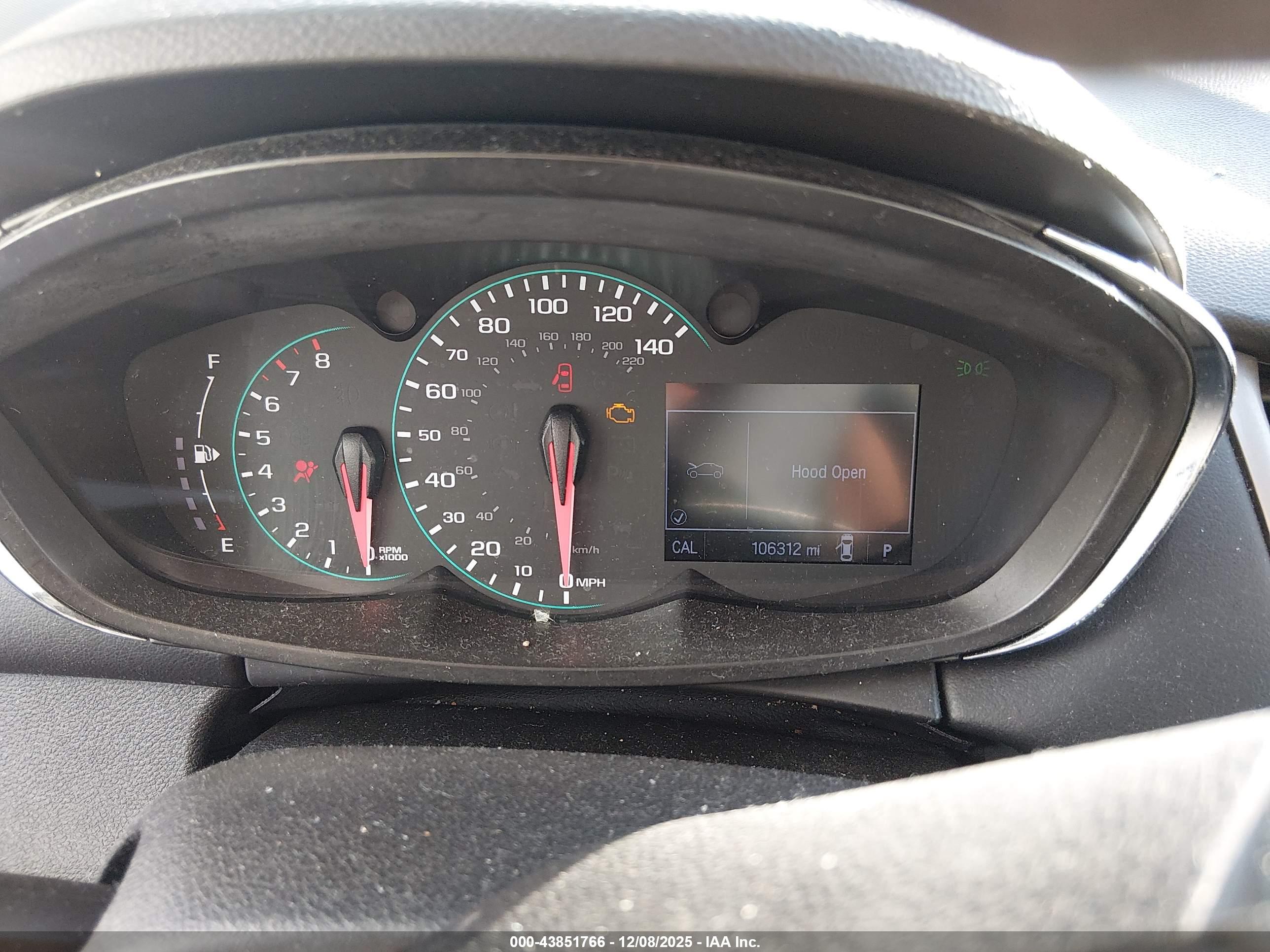 CHEVROLET TRAX image 7