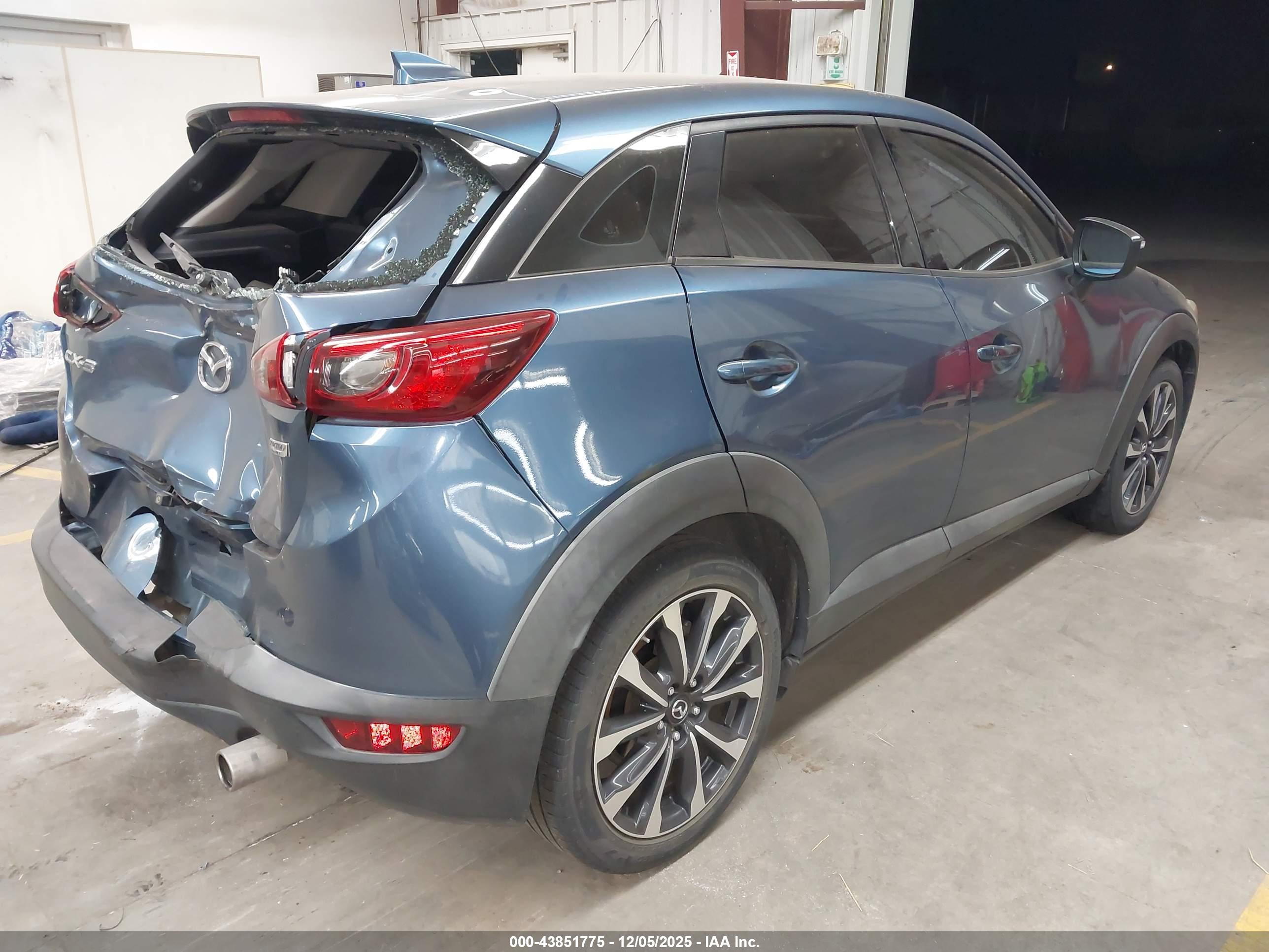 MAZDA CX-3 image 4