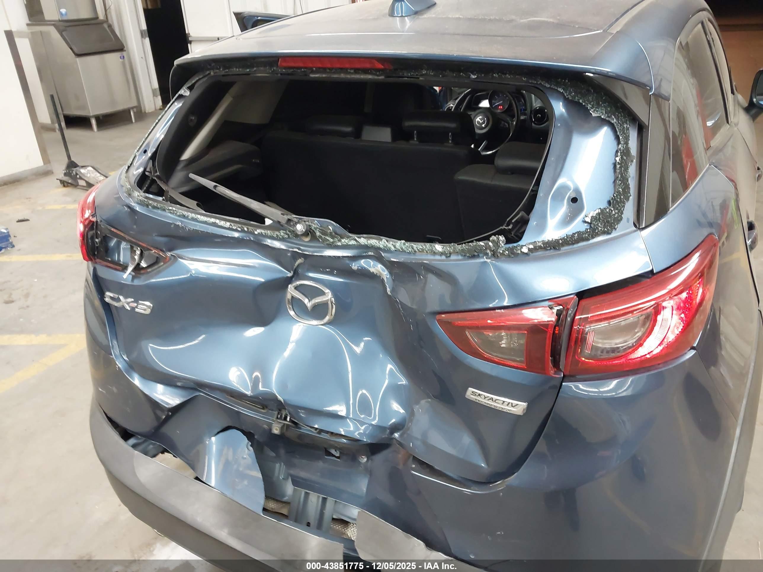 MAZDA CX-3 image 6