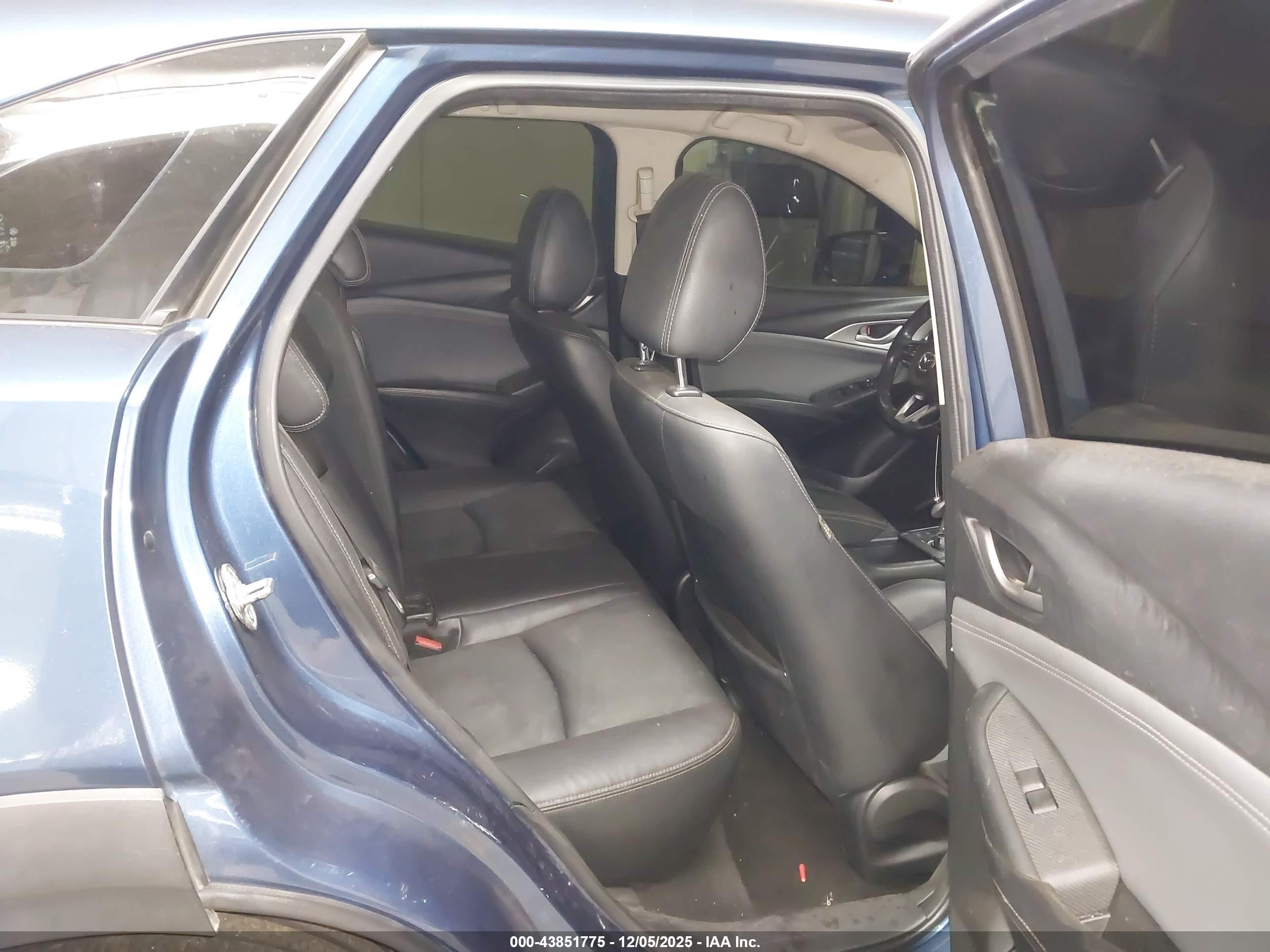 MAZDA CX-3 image 8