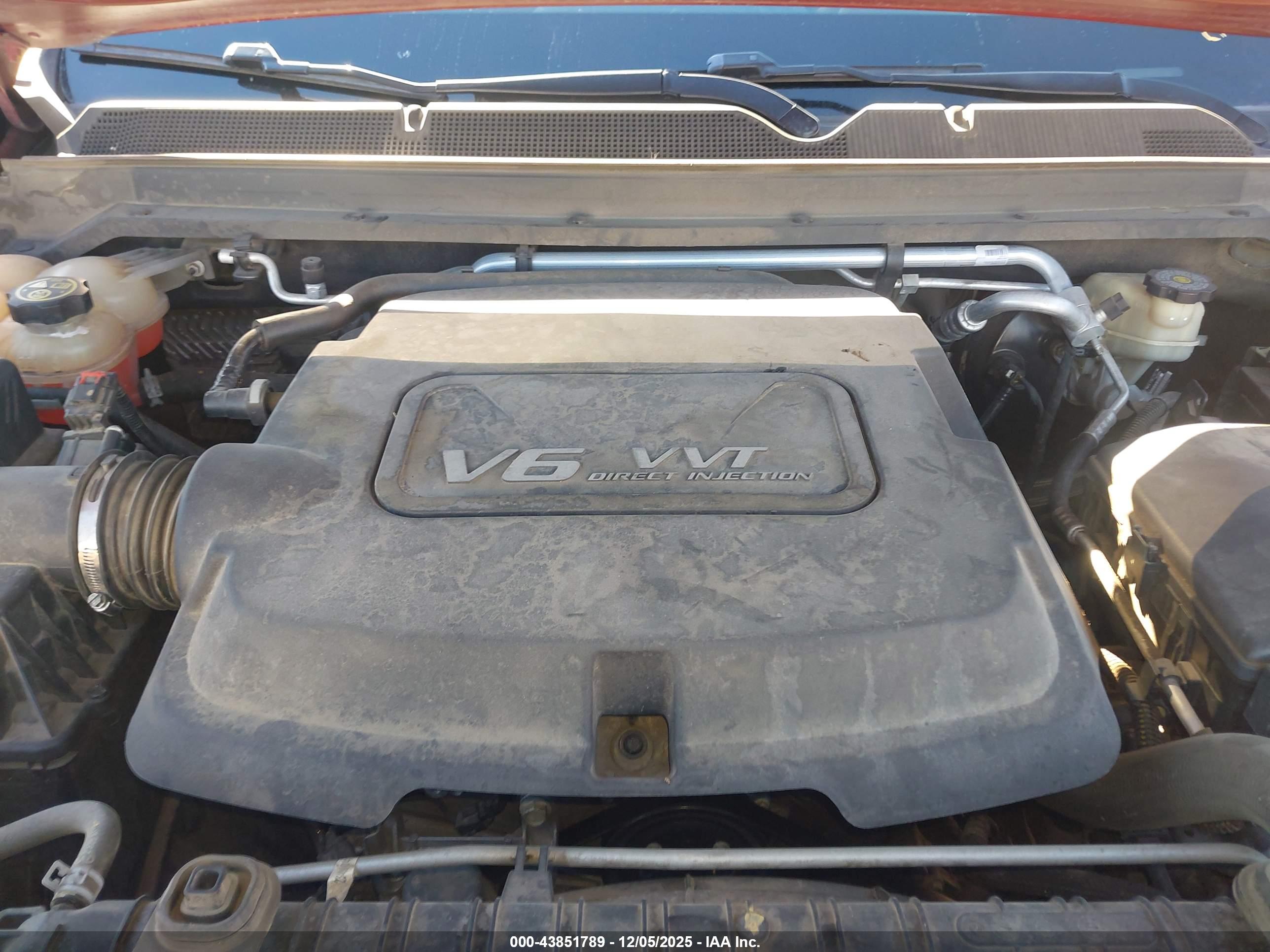 CHEVROLET COLORADO image 10