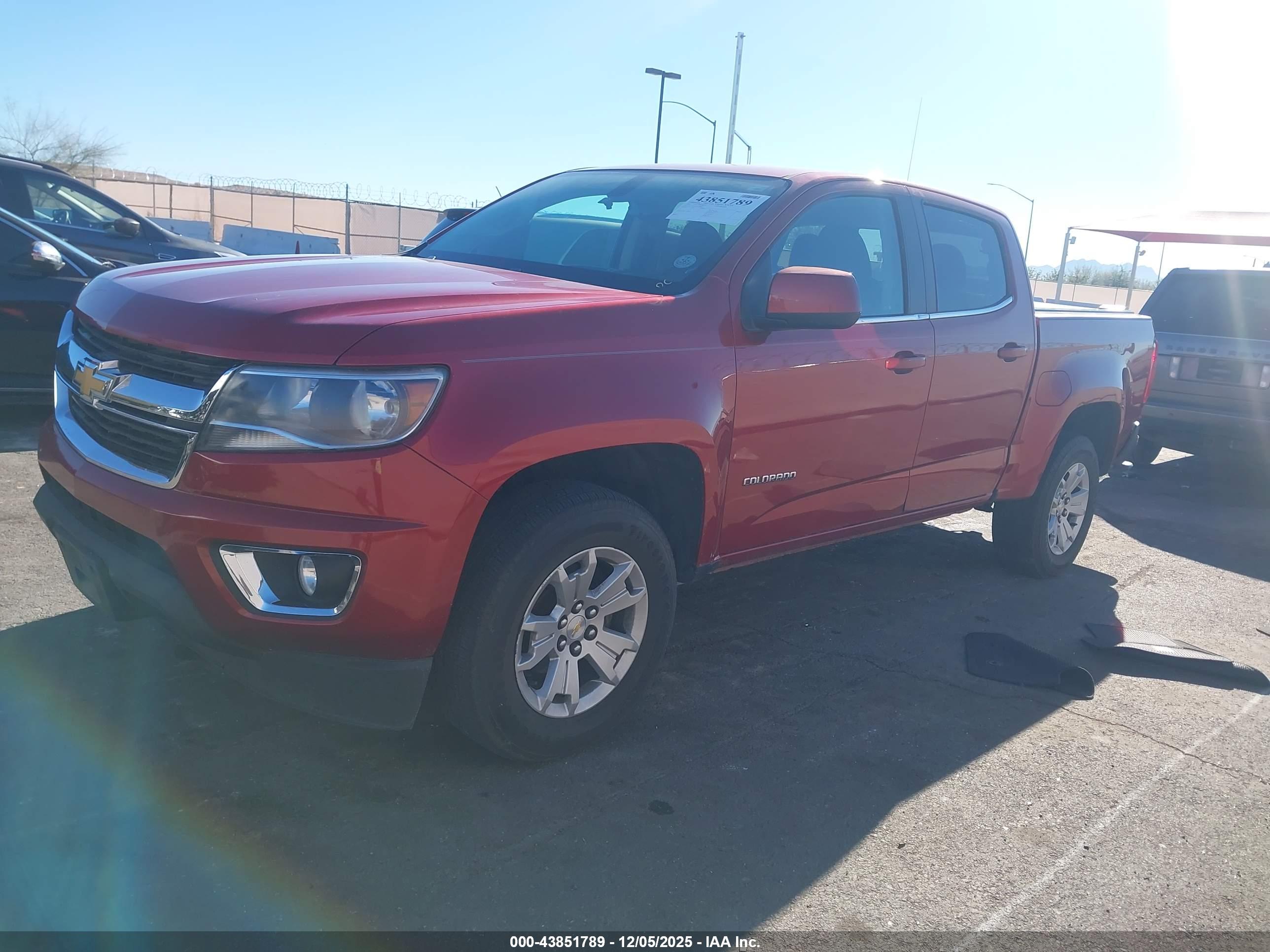 CHEVROLET COLORADO image 2