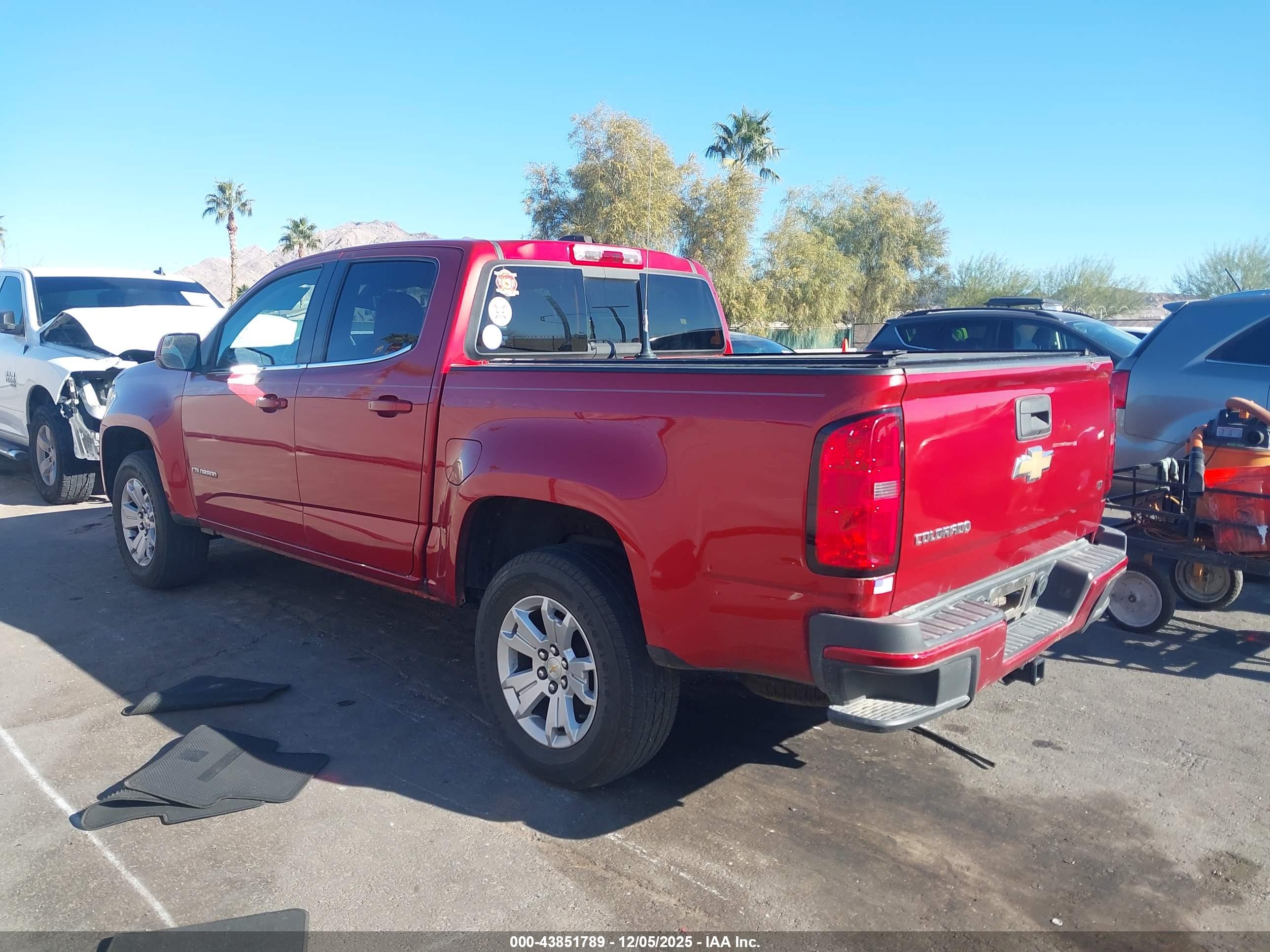 CHEVROLET COLORADO image 3