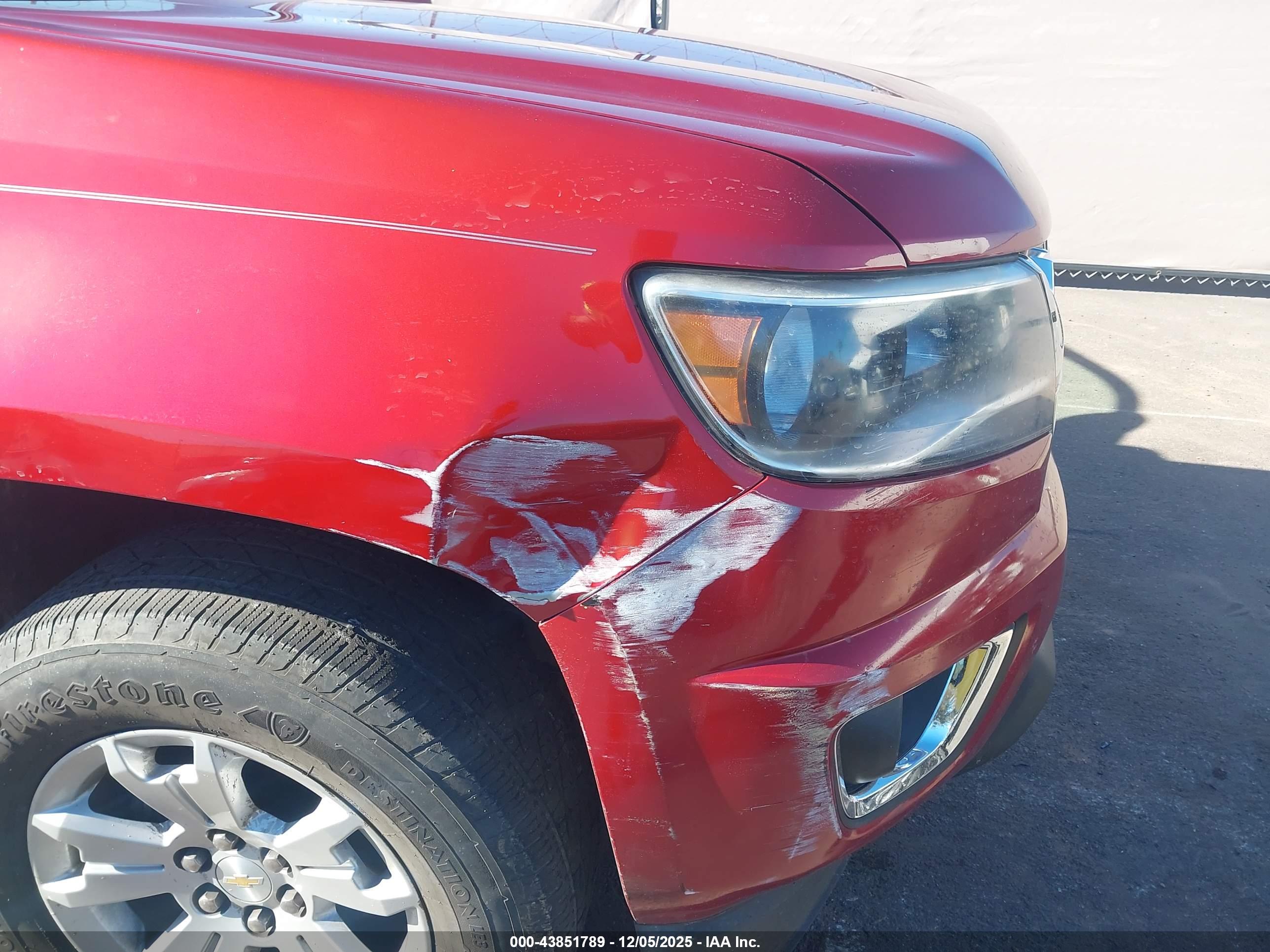 CHEVROLET COLORADO image 6